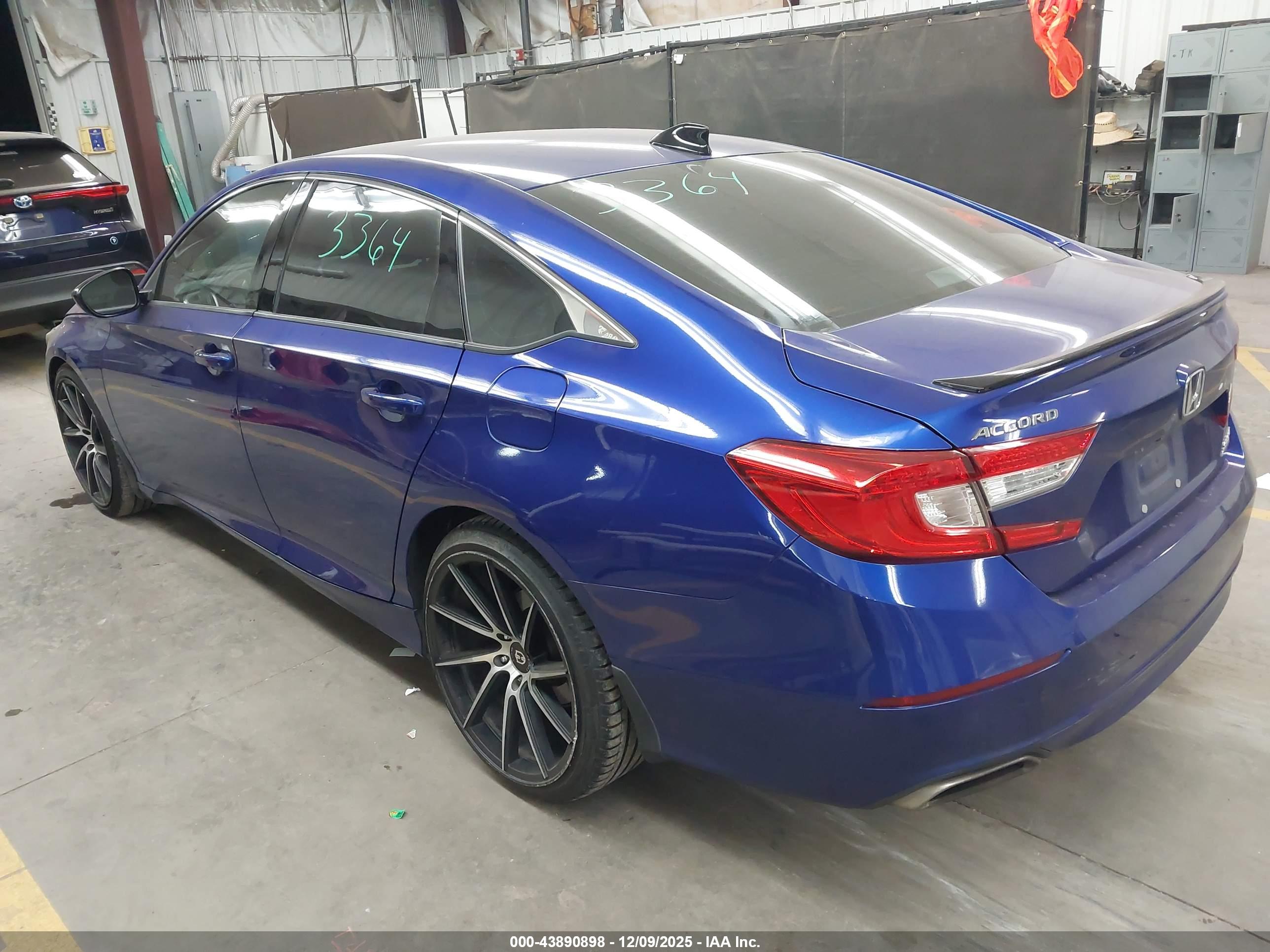 HONDA ACCORD image 3