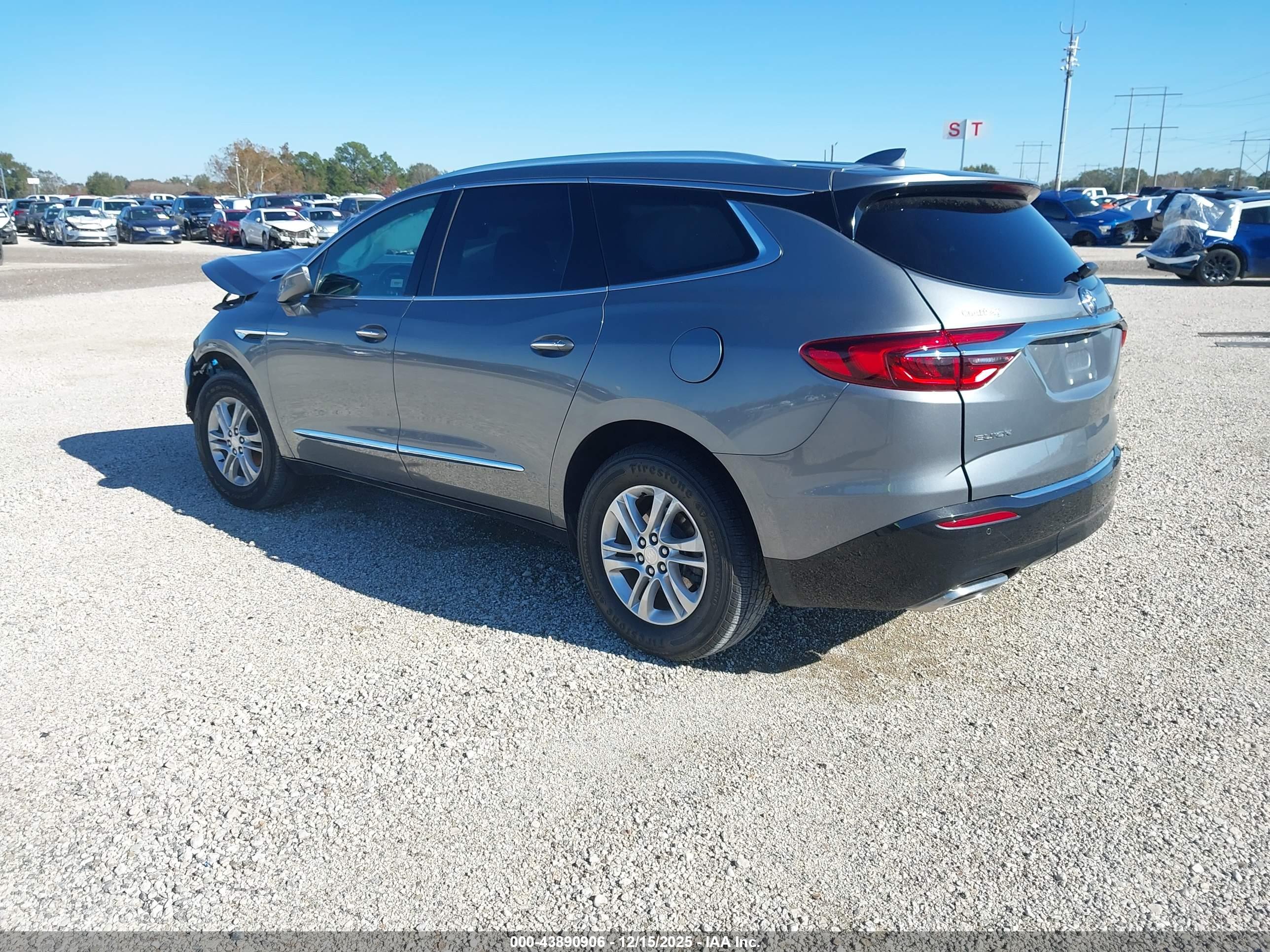 BUICK ENCLAVE image 3
