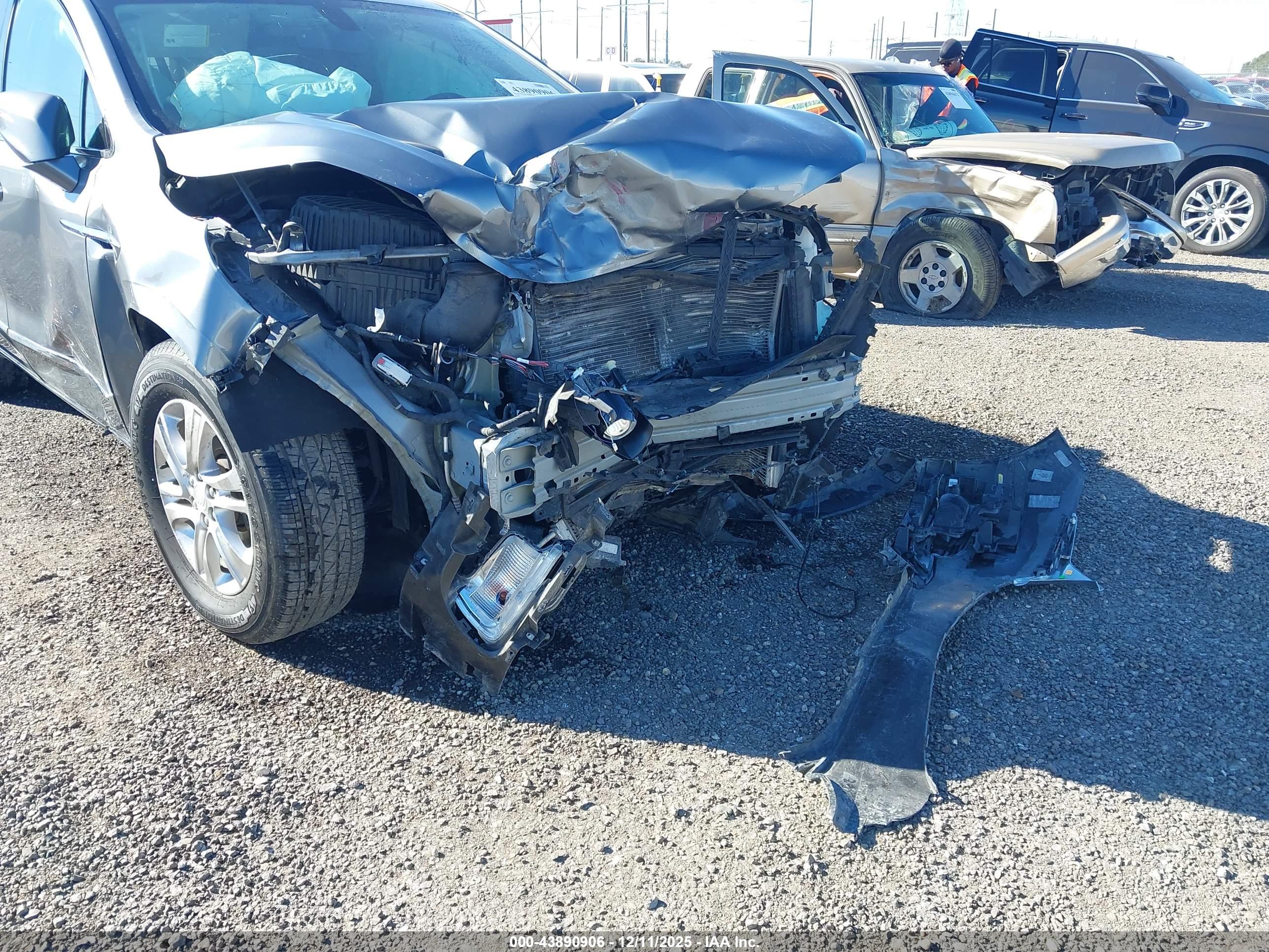 BUICK ENCLAVE image 6