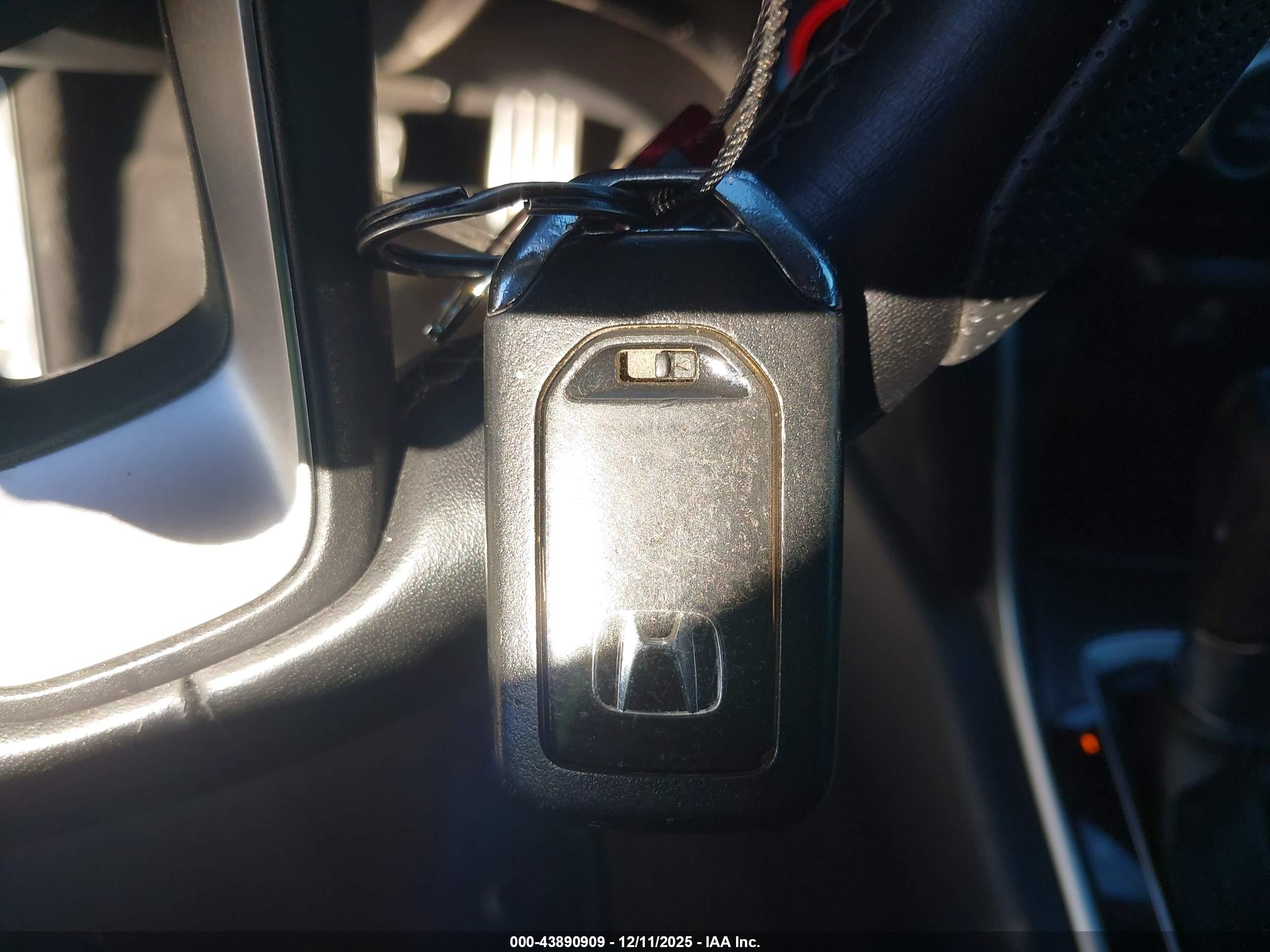 HONDA ACCORD image 11