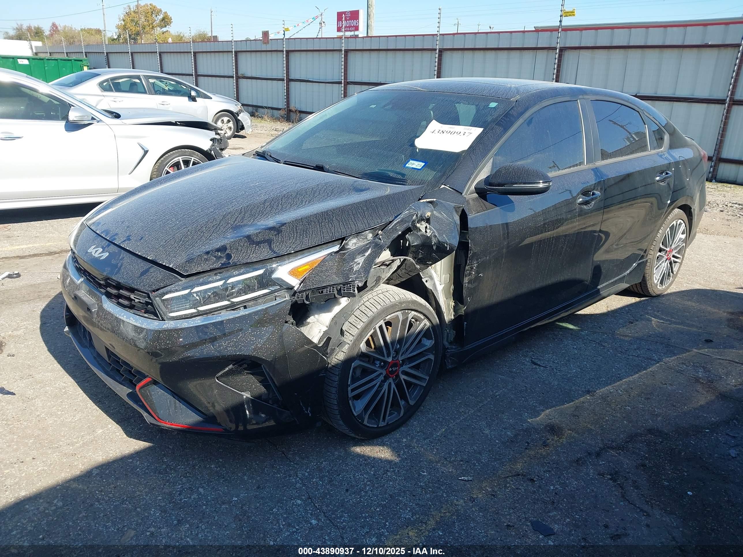 KIA FORTE image 2