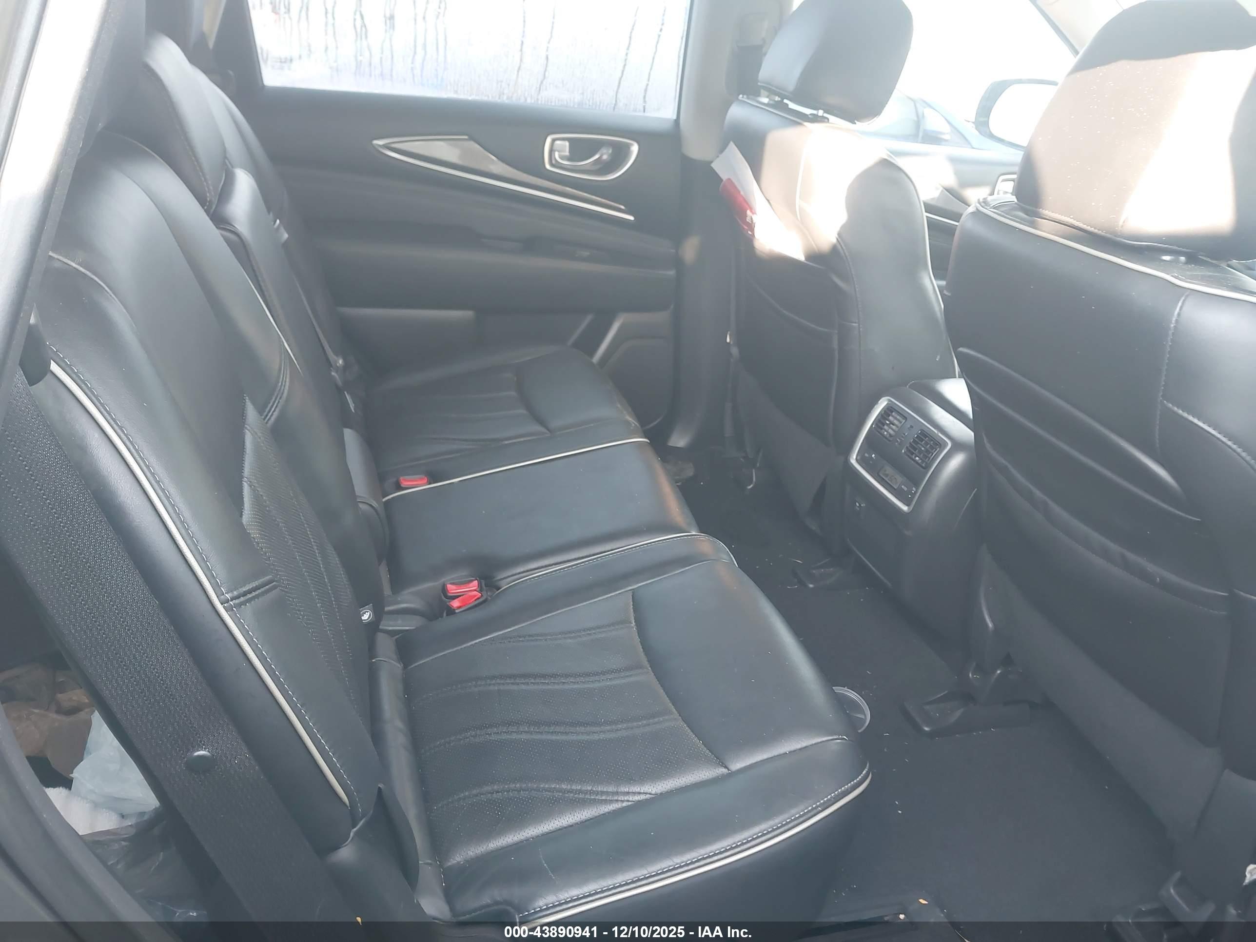 INFINITI QX60 image 8
