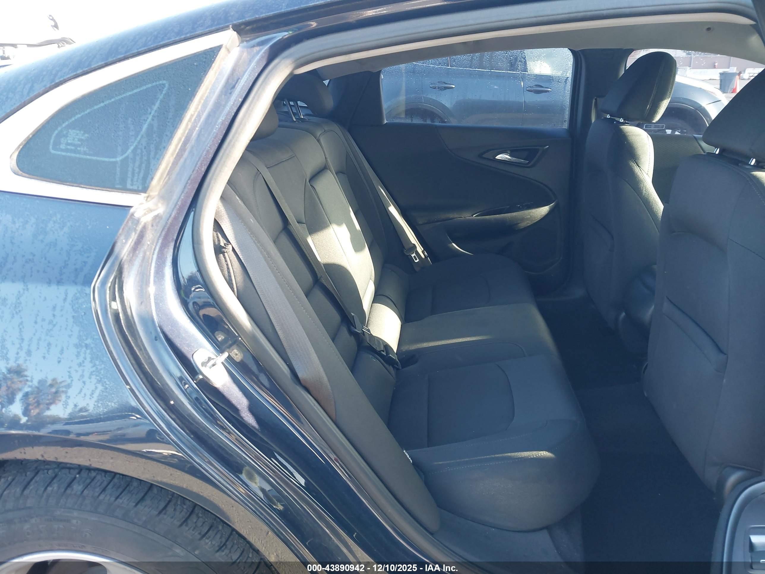 CHEVROLET MALIBU image 8
