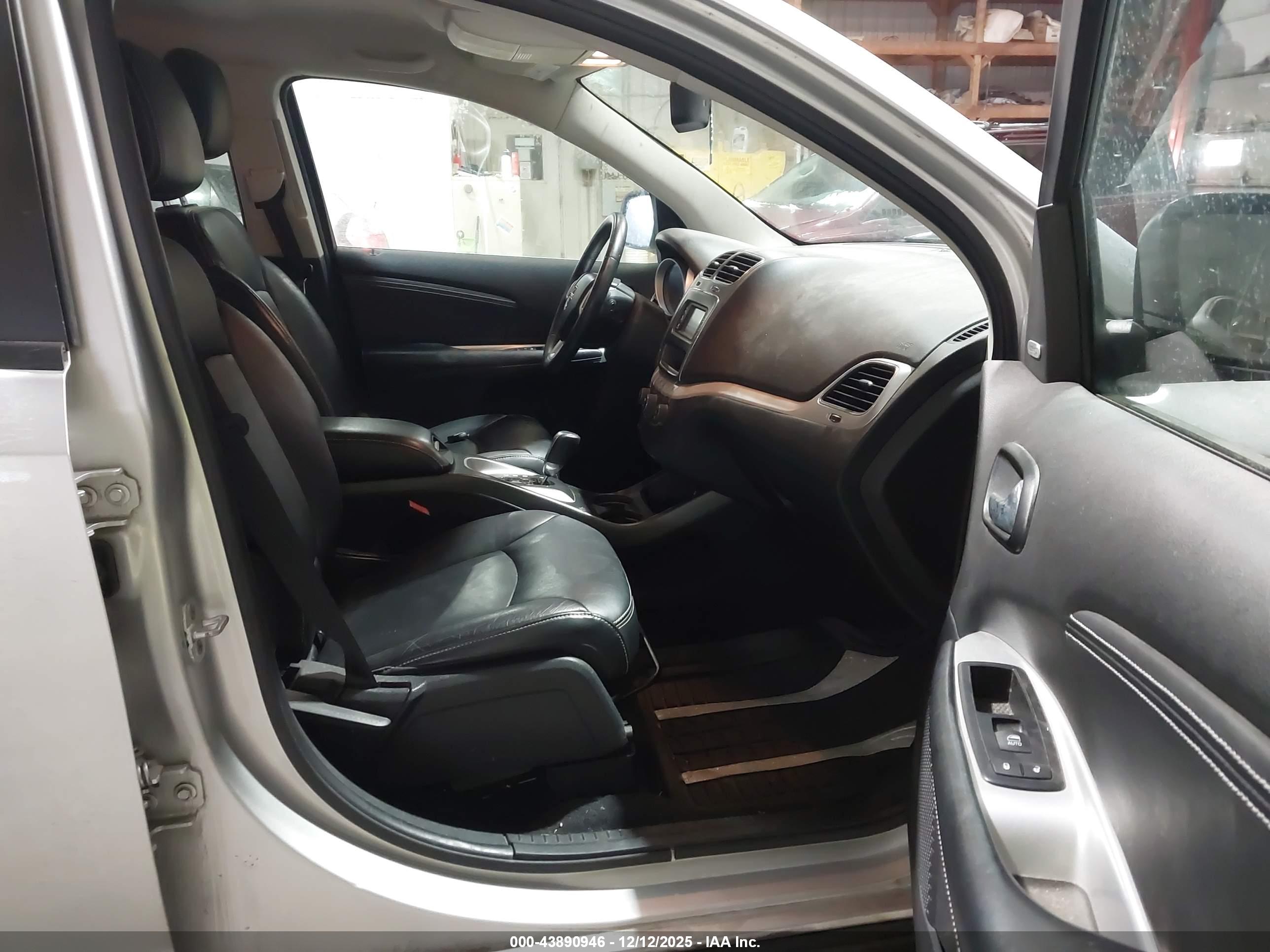 DODGE JOURNEY image 5