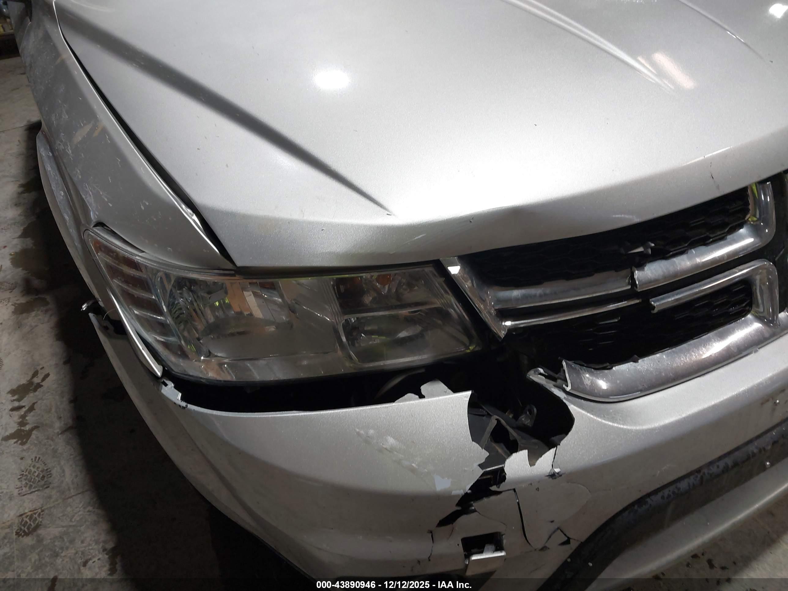 DODGE JOURNEY image 6