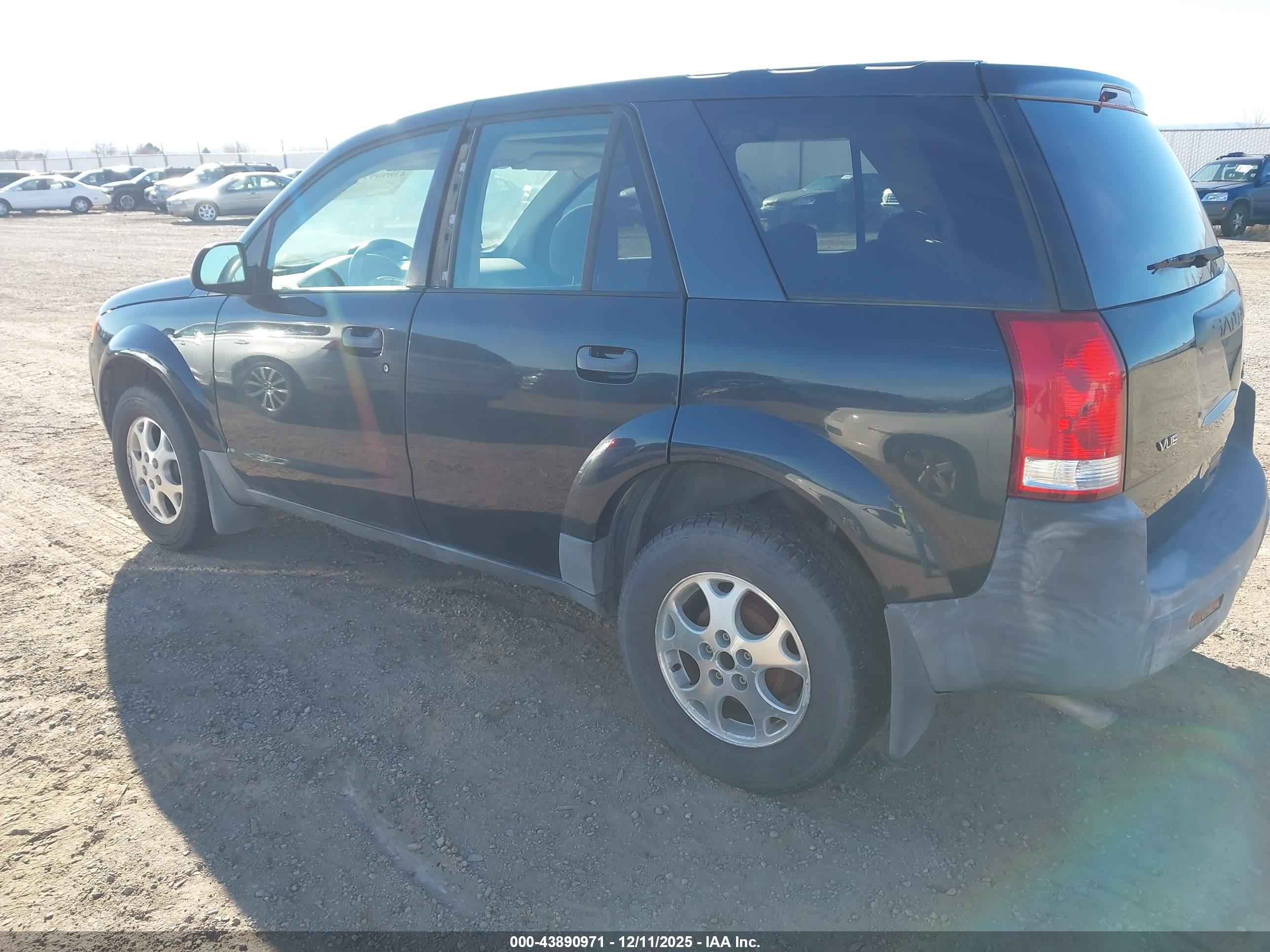SATURN VUE image 3
