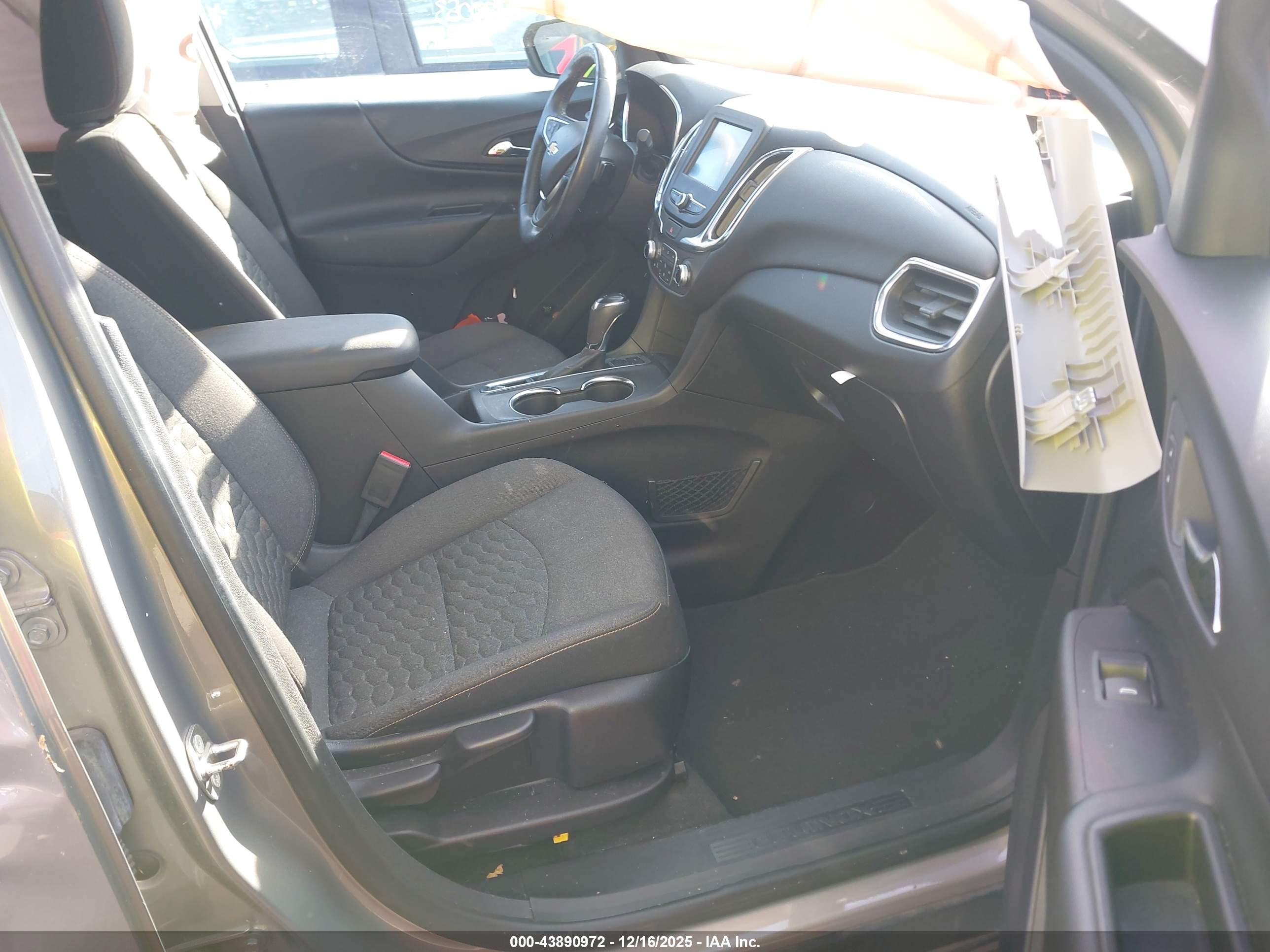 CHEVROLET EQUINOX image 5