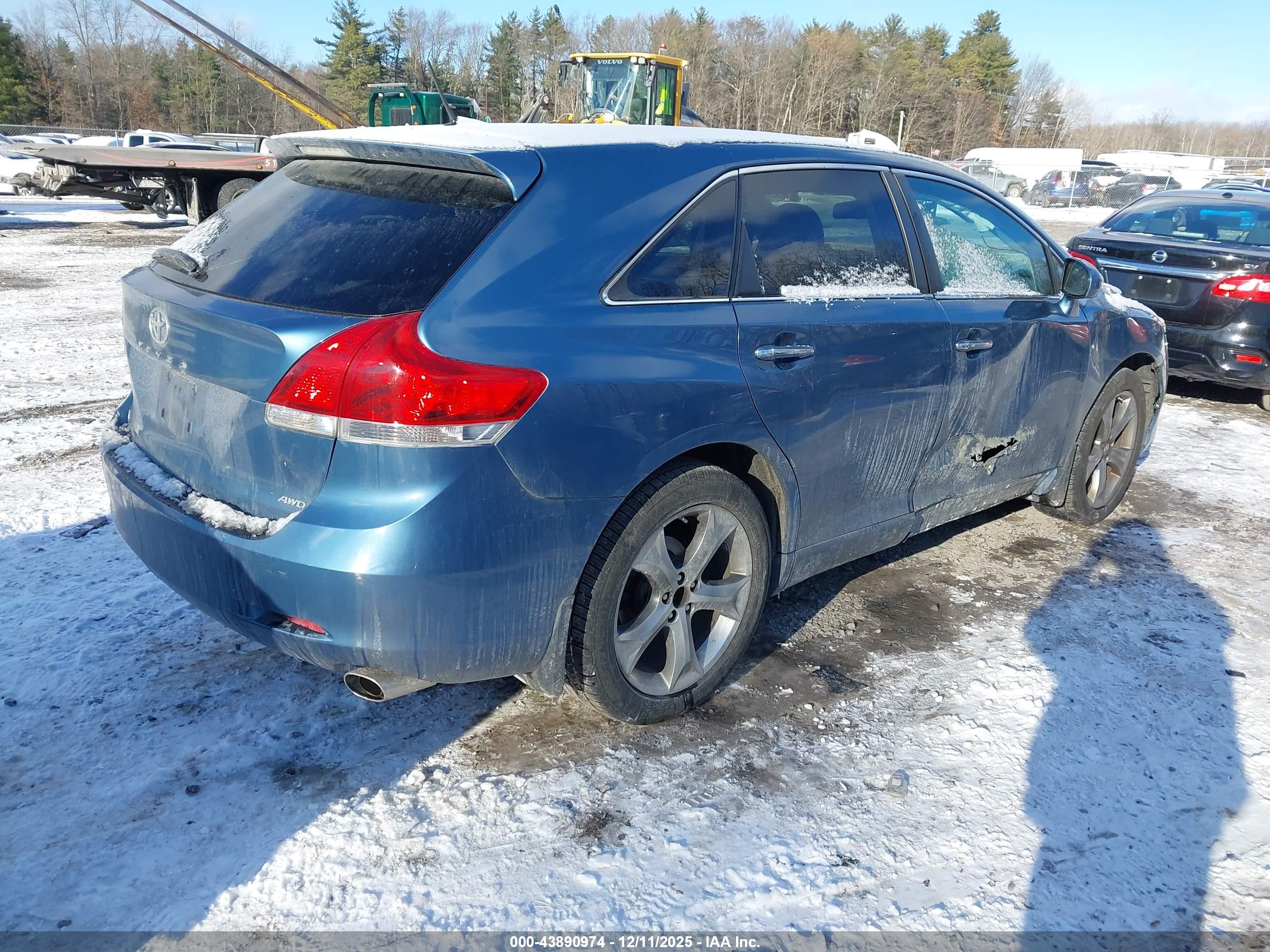 TOYOTA VENZA image 4