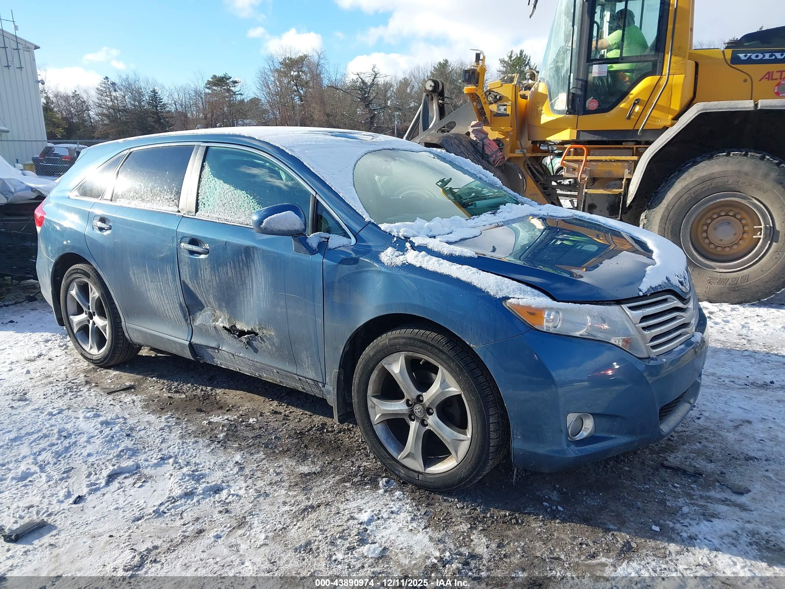 TOYOTA VENZA image 6