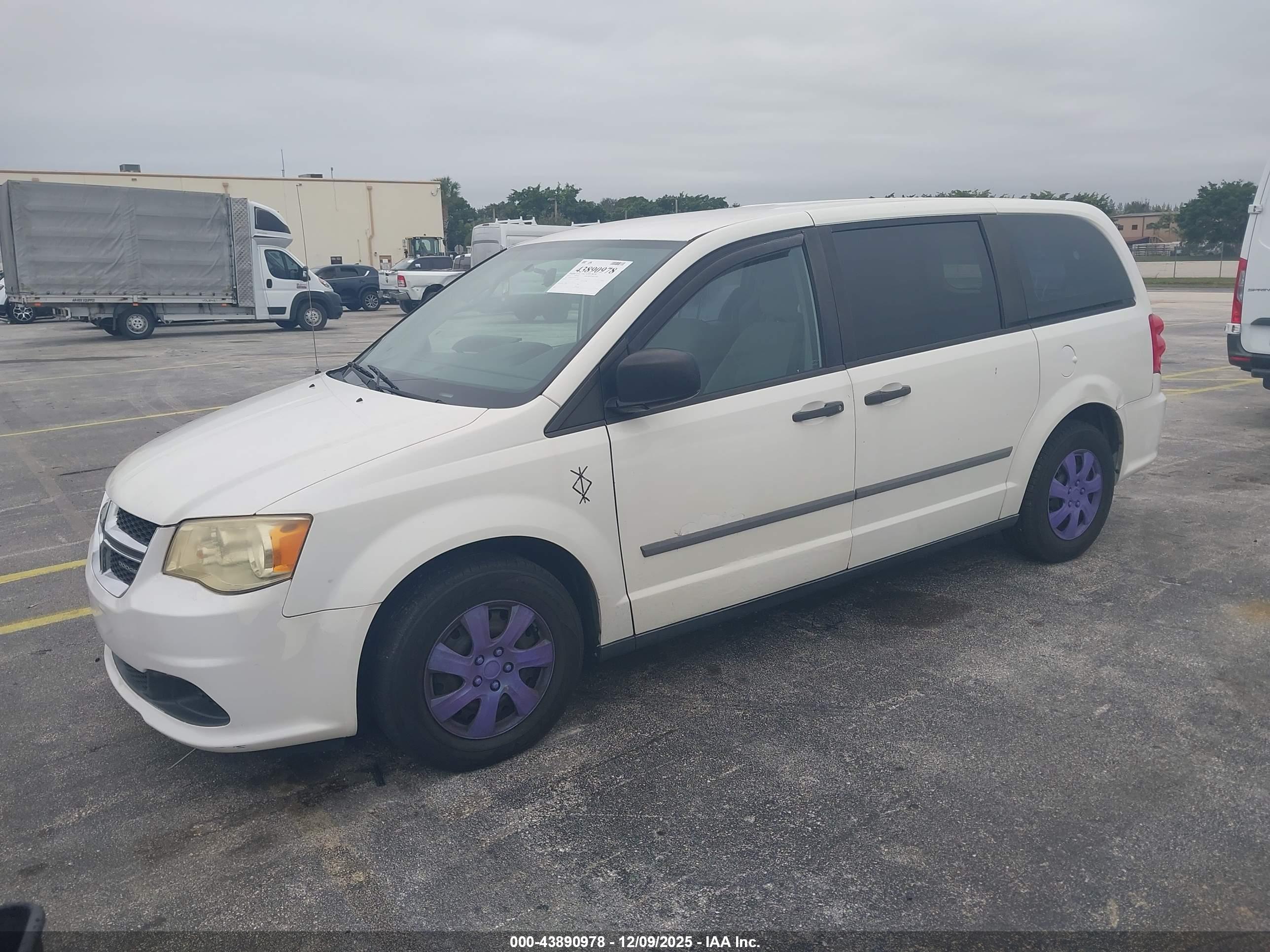 DODGE GRAND image 2