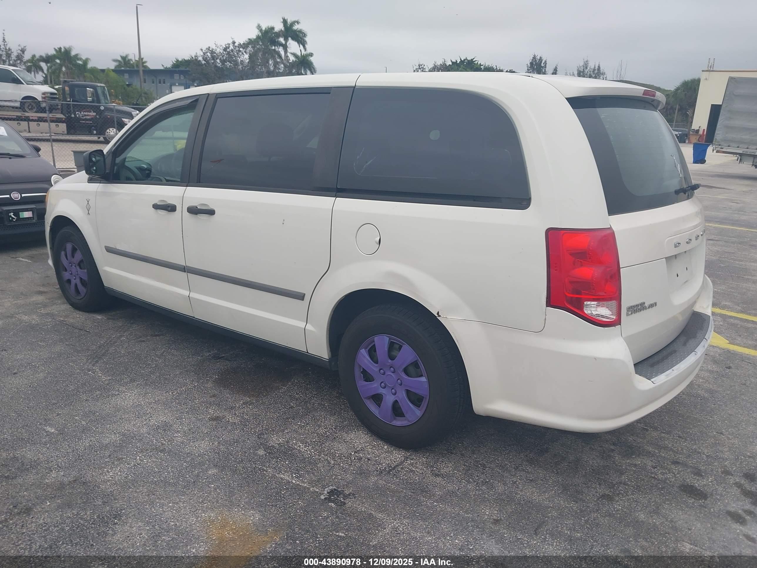 DODGE GRAND image 3
