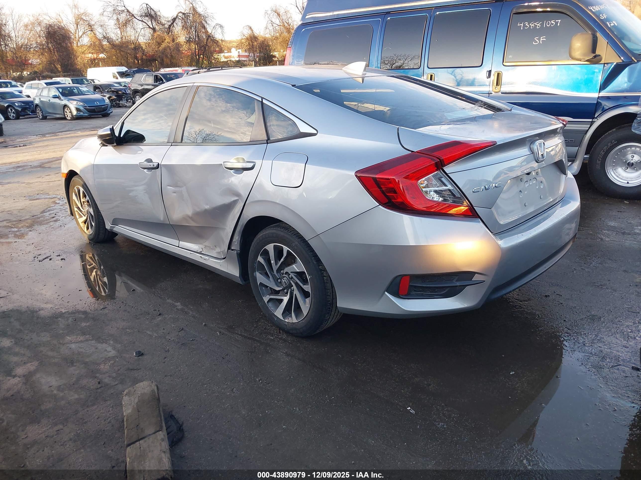 HONDA CIVIC image 3