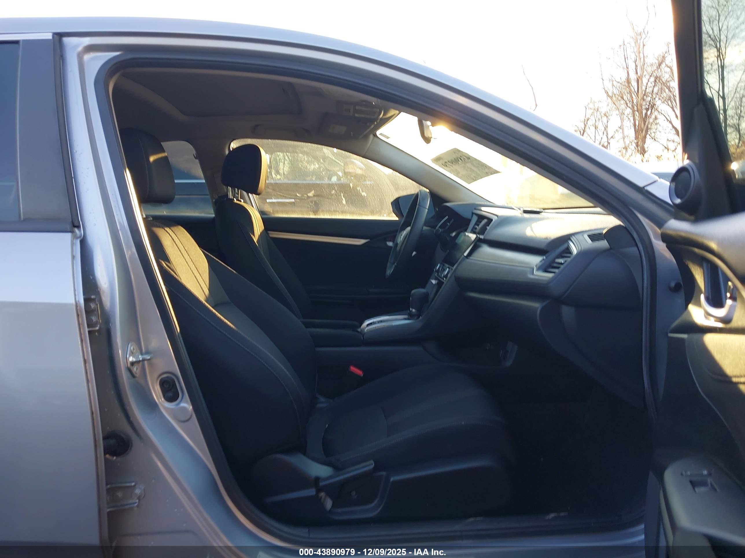 HONDA CIVIC image 5
