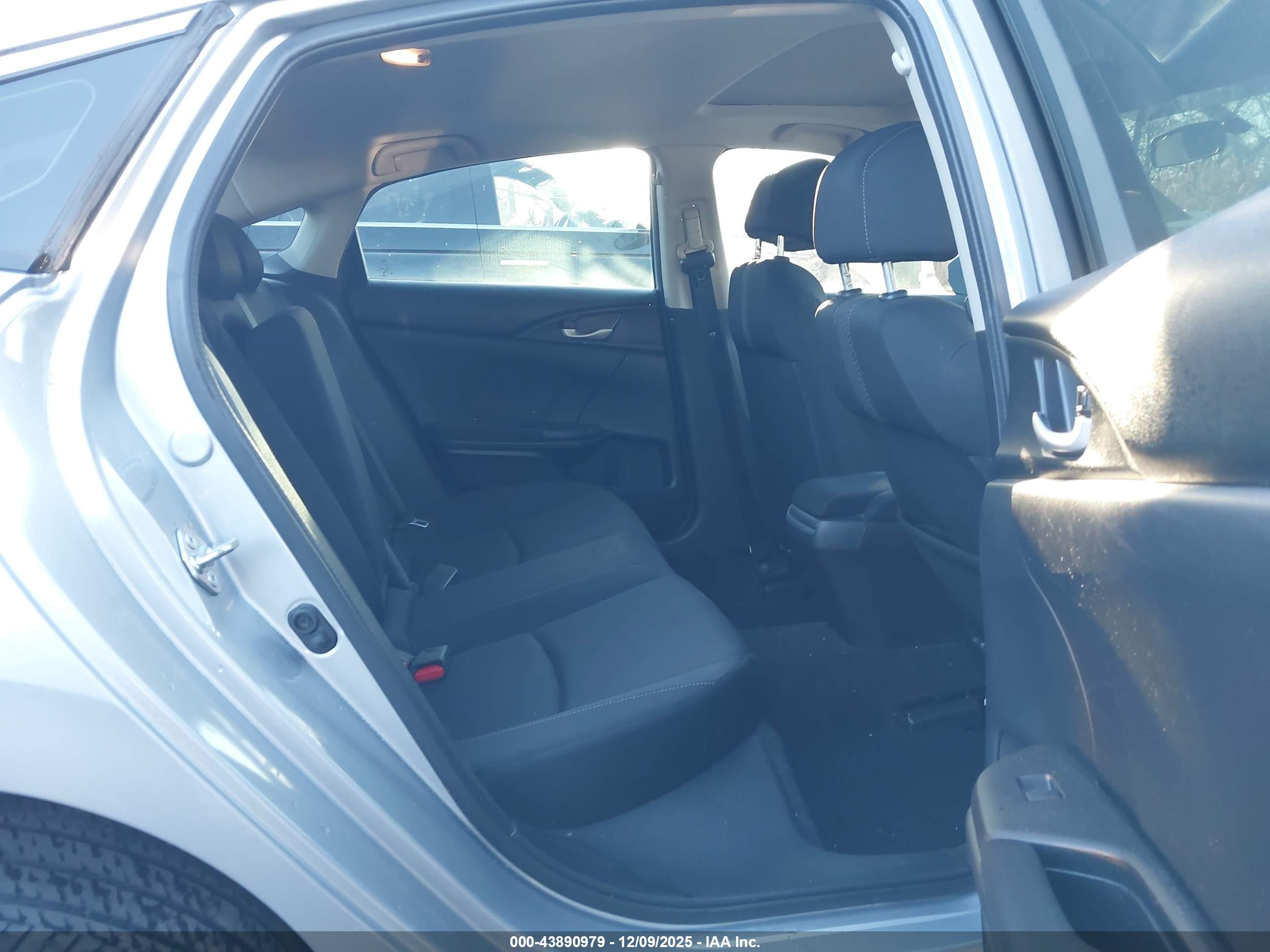 HONDA CIVIC image 8