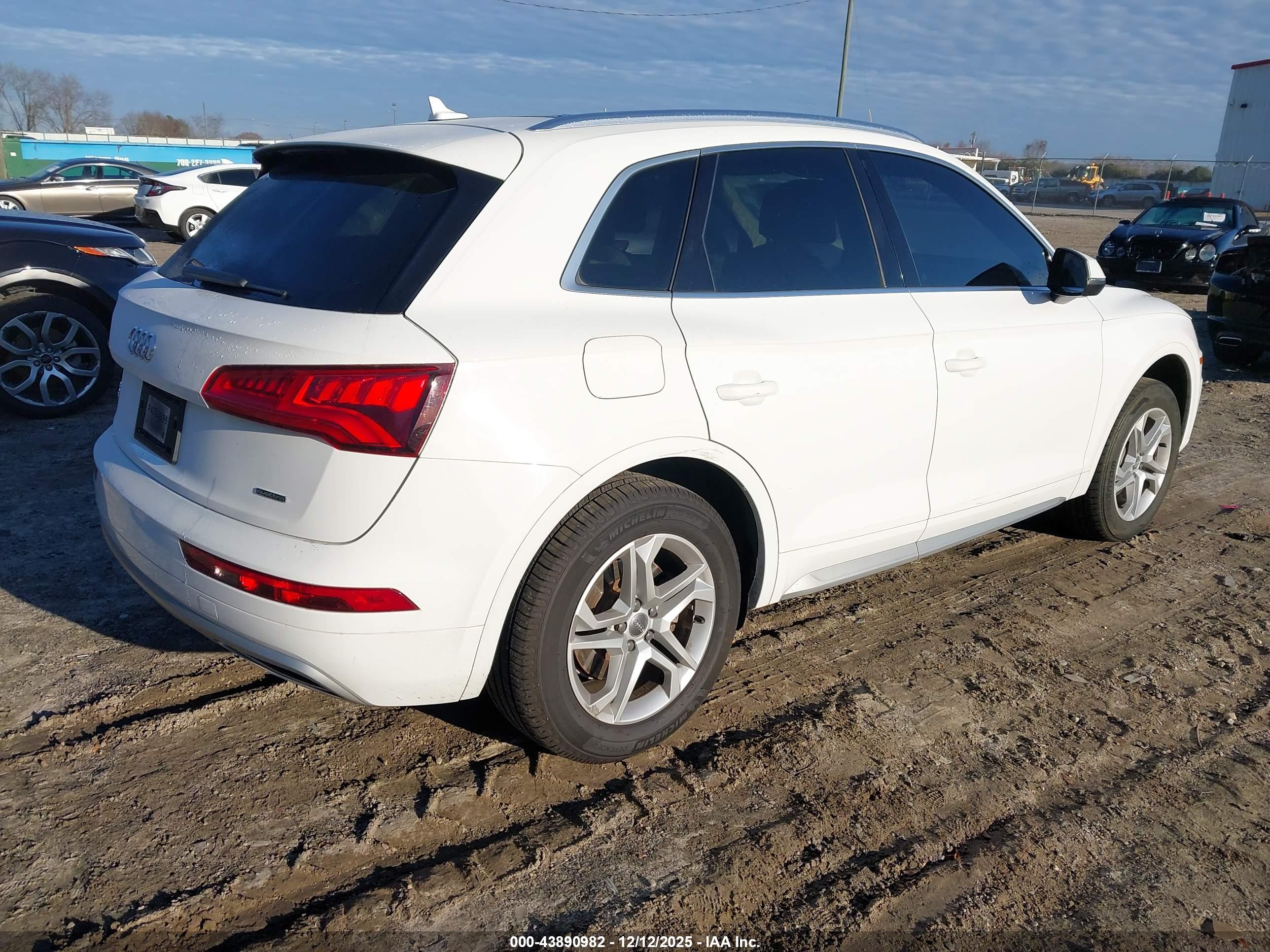 AUDI Q5 image 4