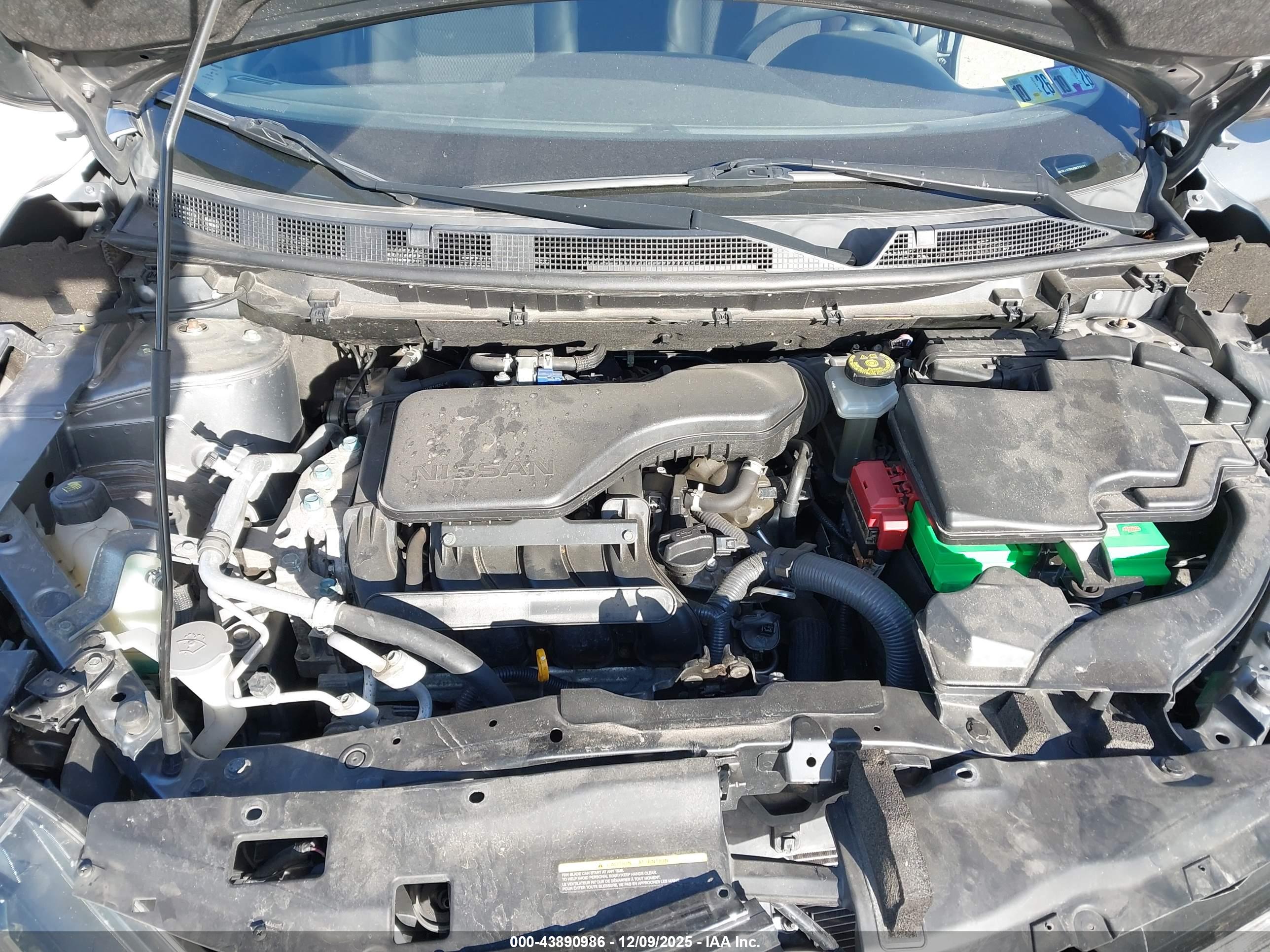 NISSAN ROGUE image 10