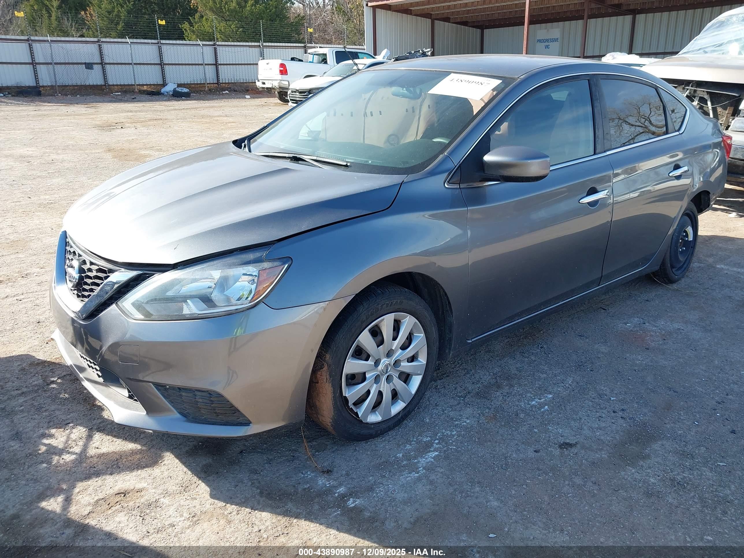 NISSAN SENTRA image 2