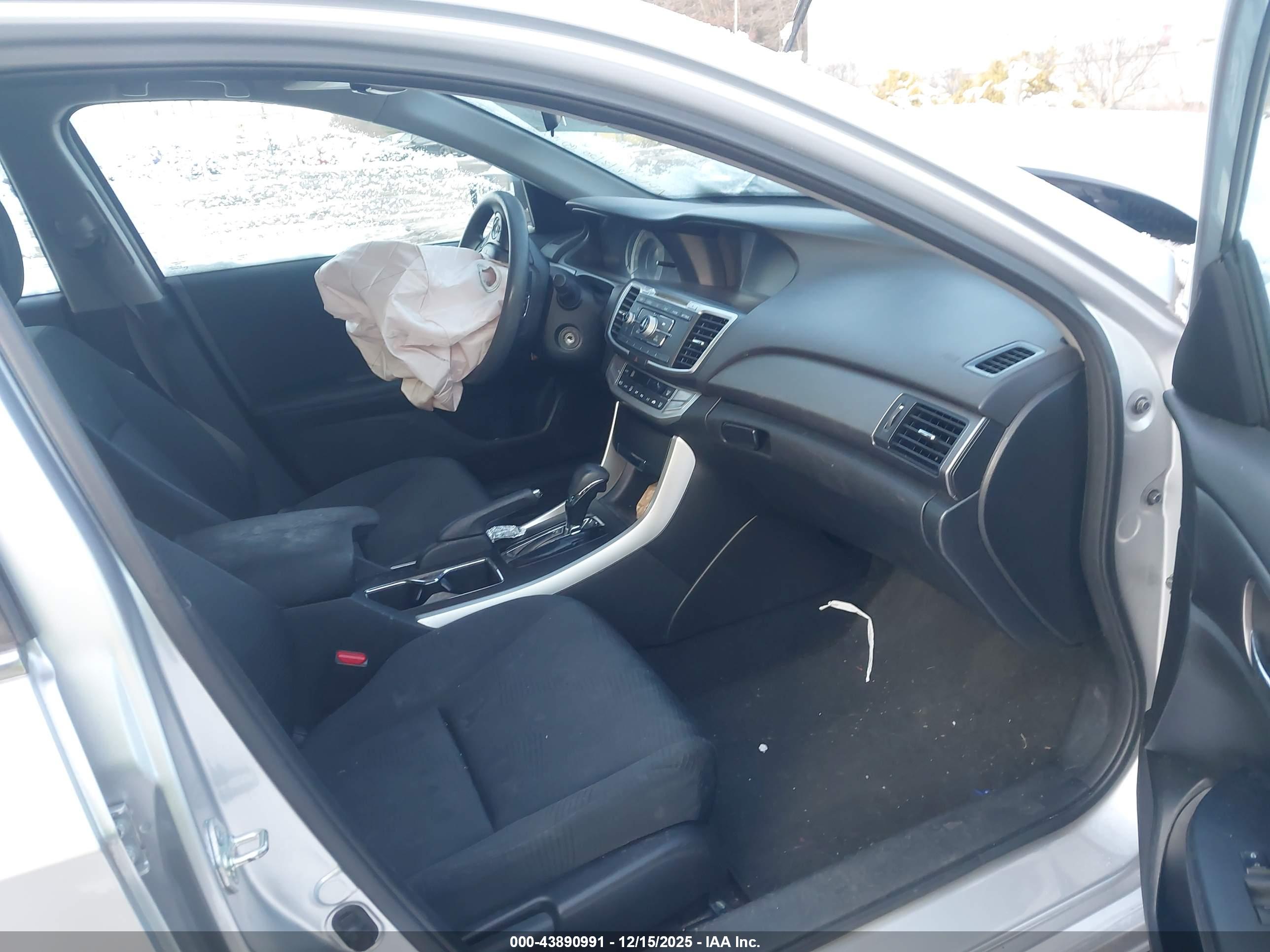 HONDA ACCORD image 5