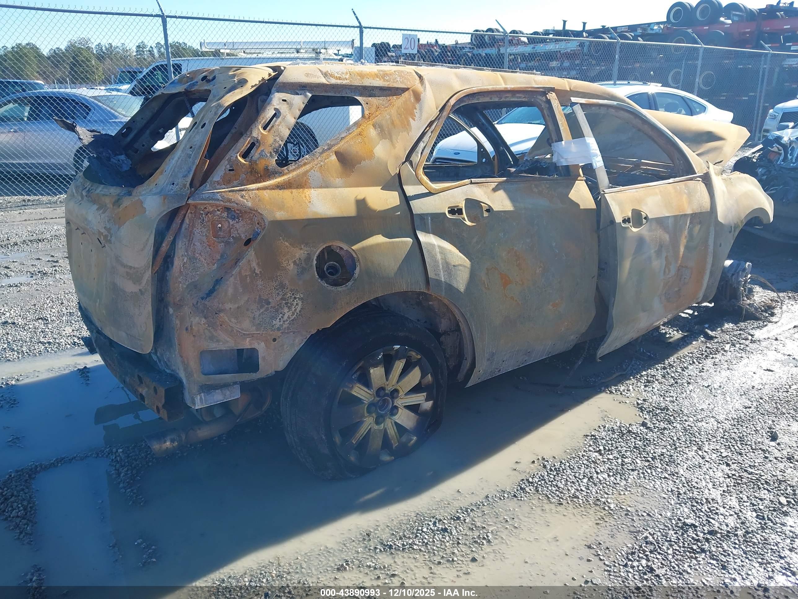 CHEVROLET EQUINOX image 4