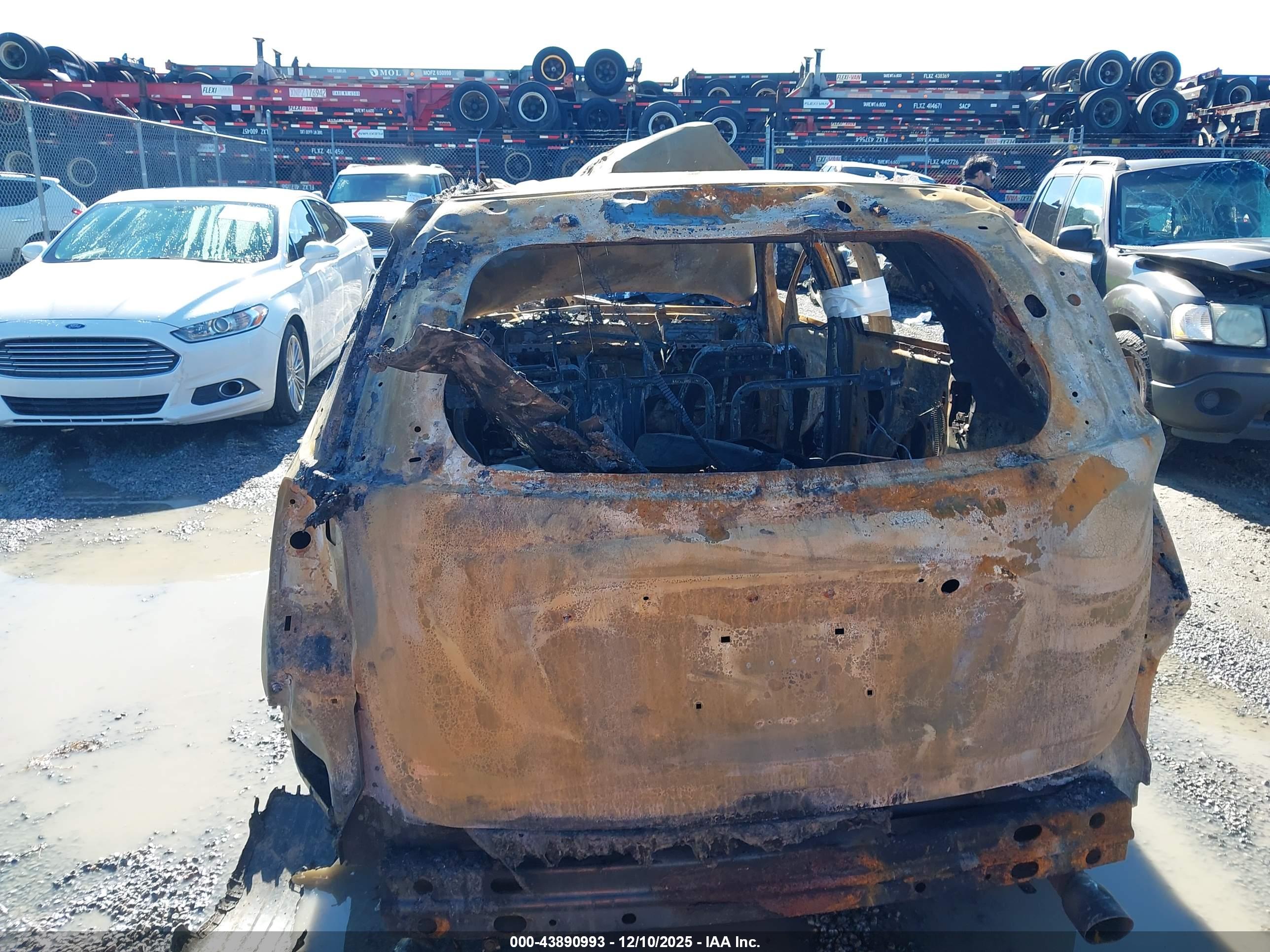 CHEVROLET EQUINOX image 6