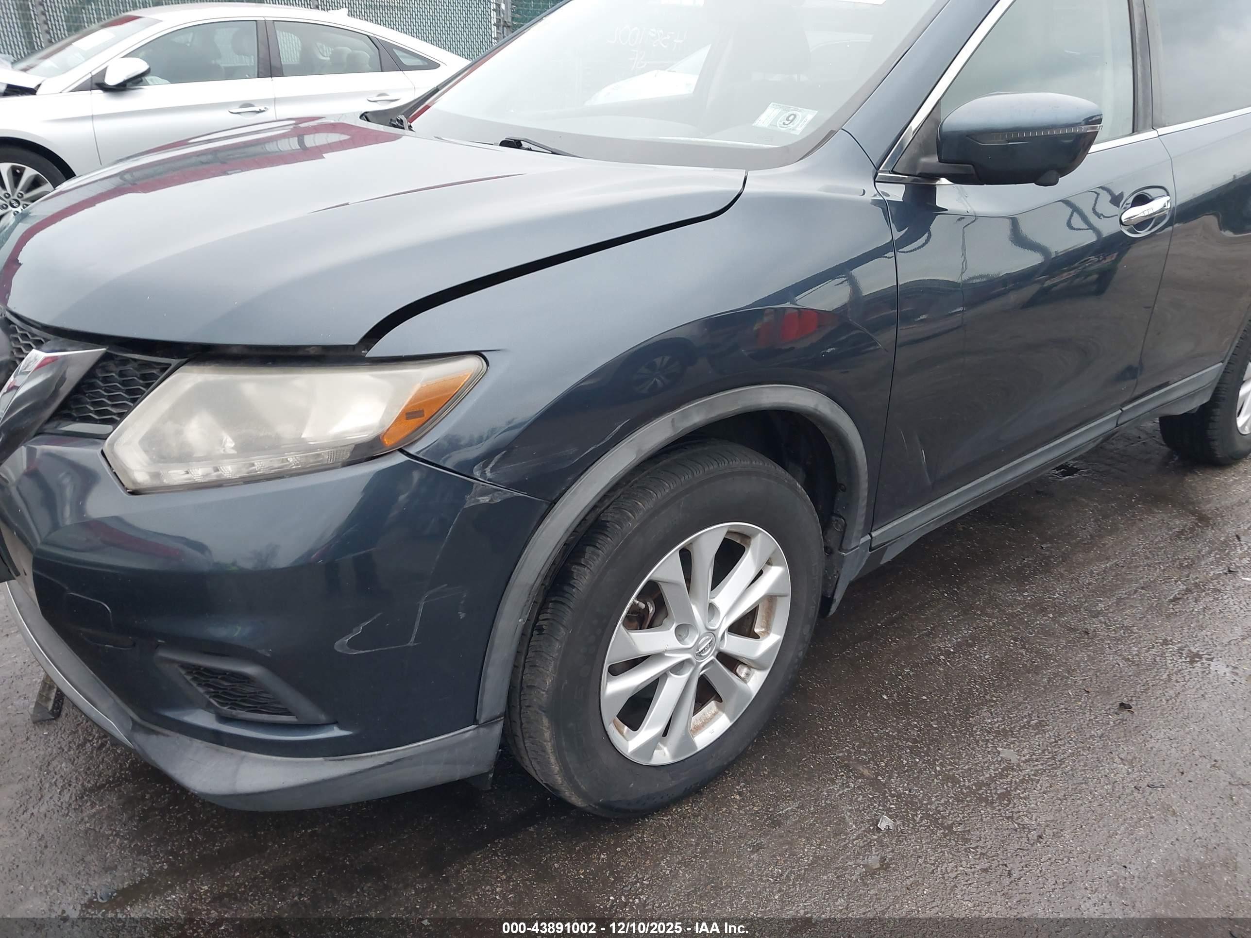 NISSAN ROGUE image 6