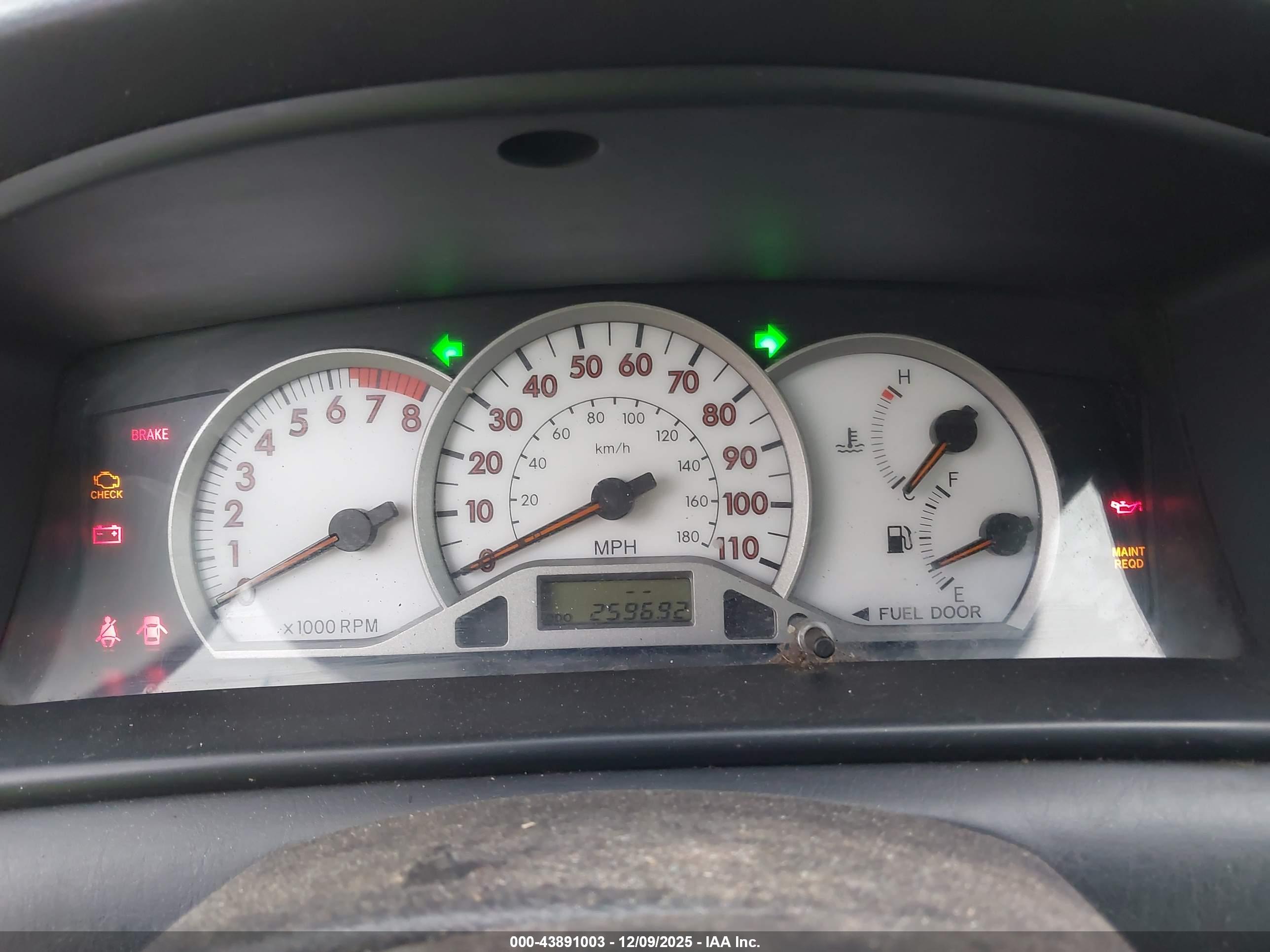 TOYOTA COROLLA image 7