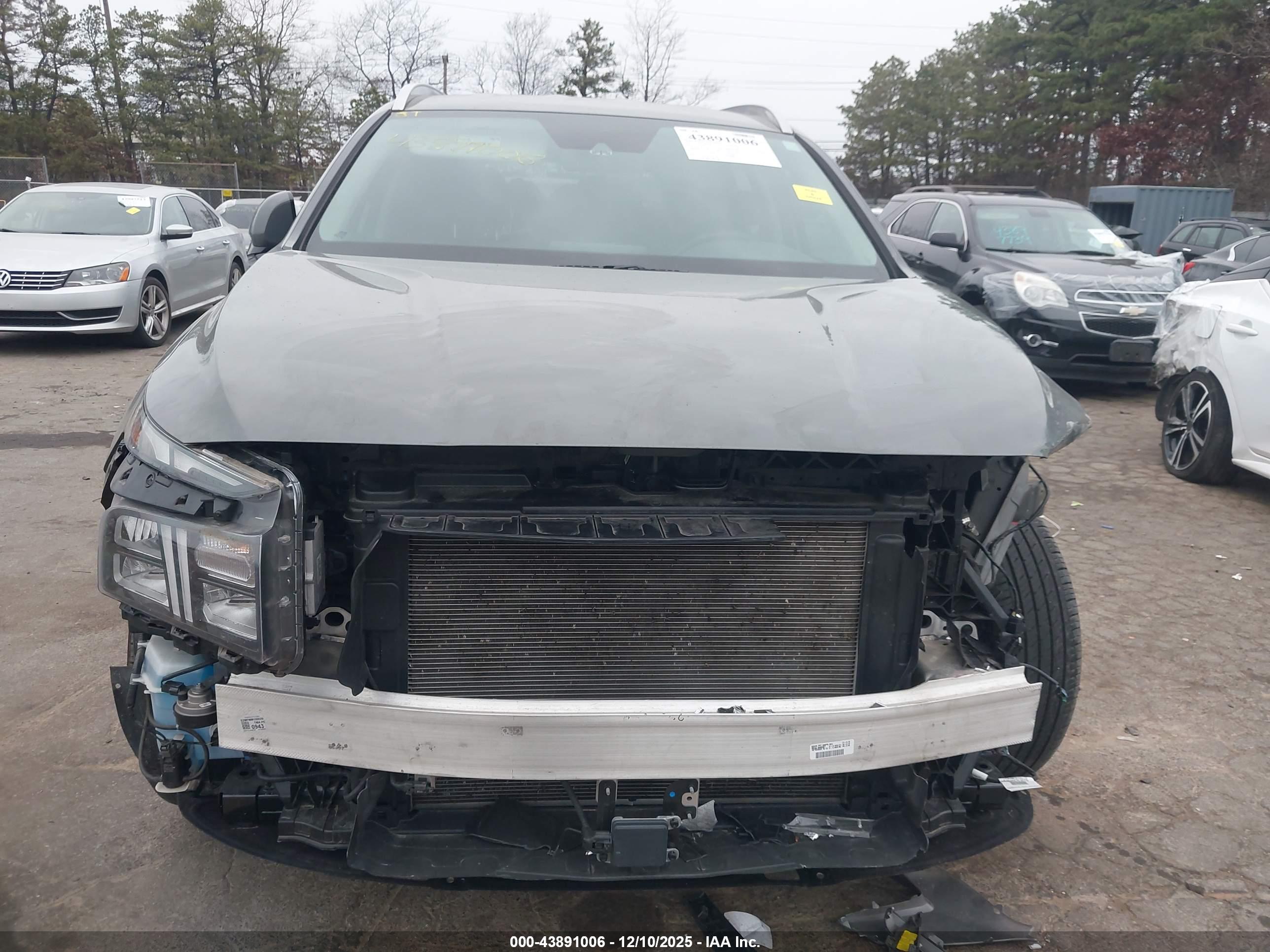 HYUNDAI SANTA image 6