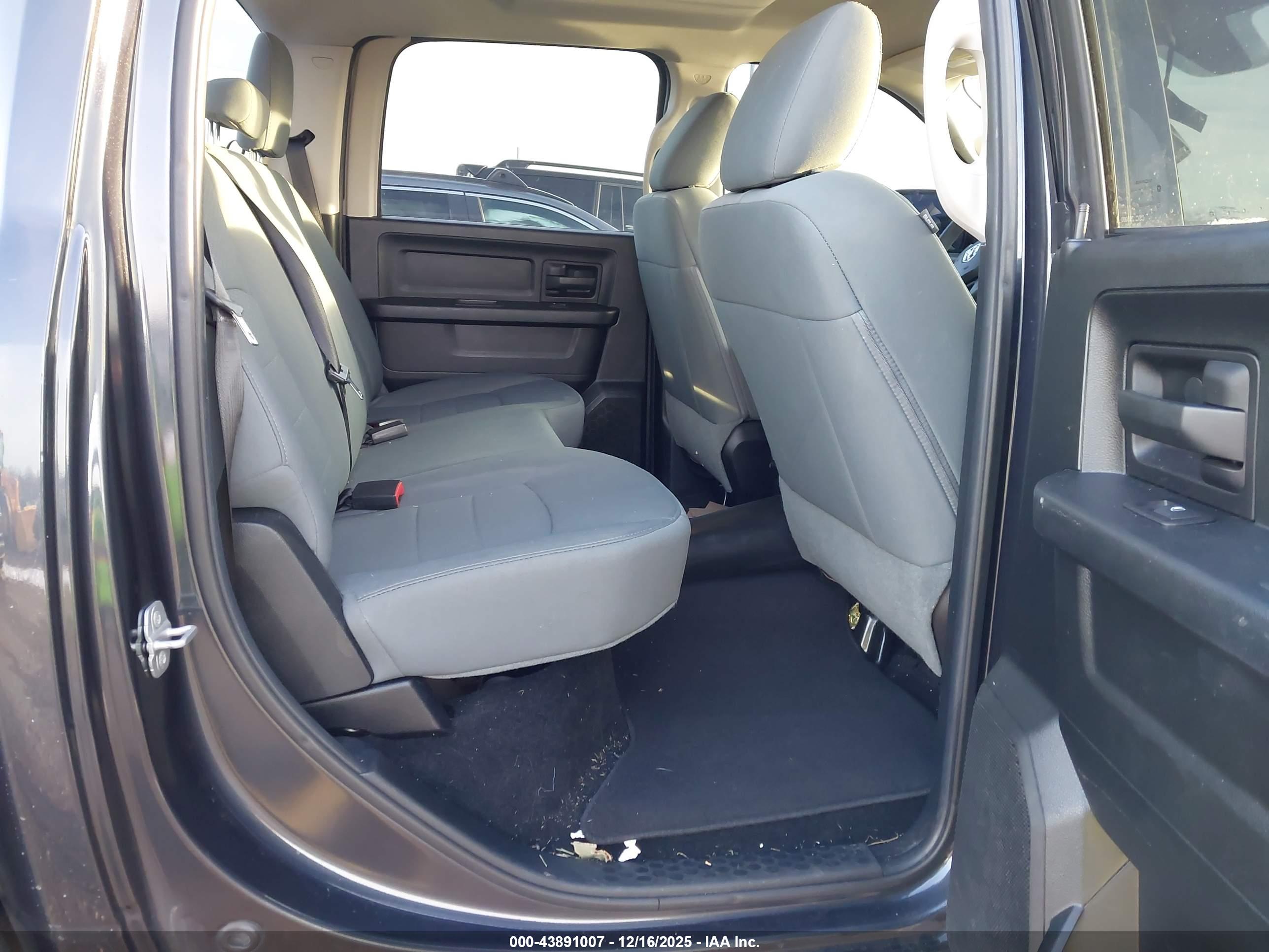 RAM 1500 image 8