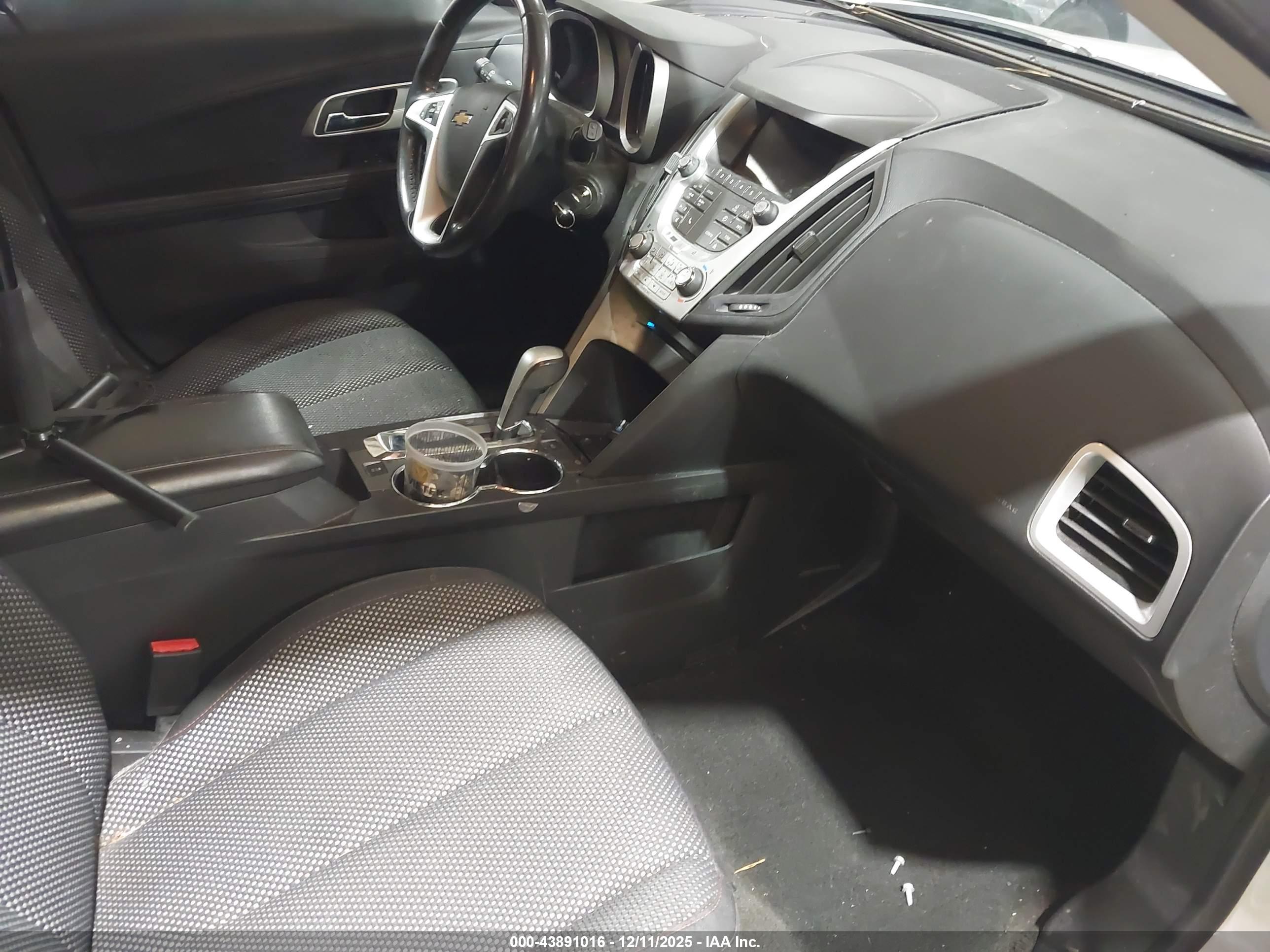 CHEVROLET EQUINOX image 5