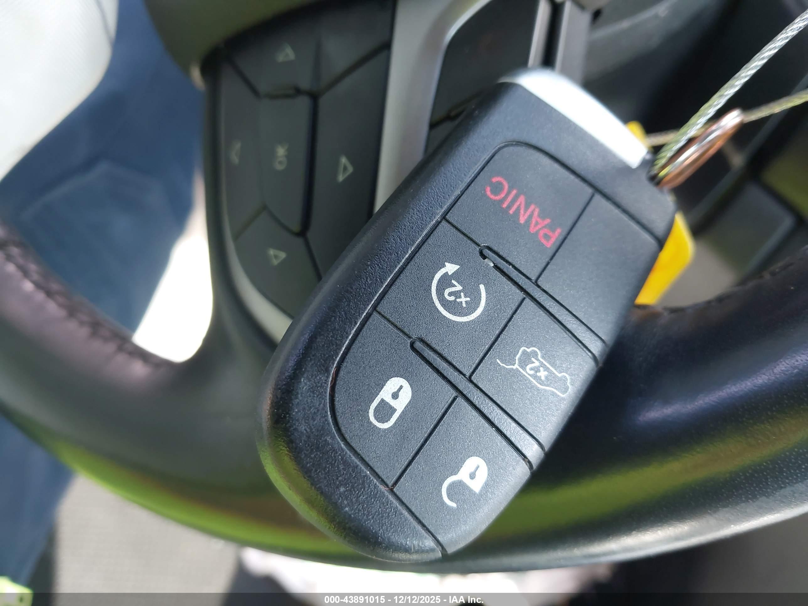 JEEP GRAND image 11