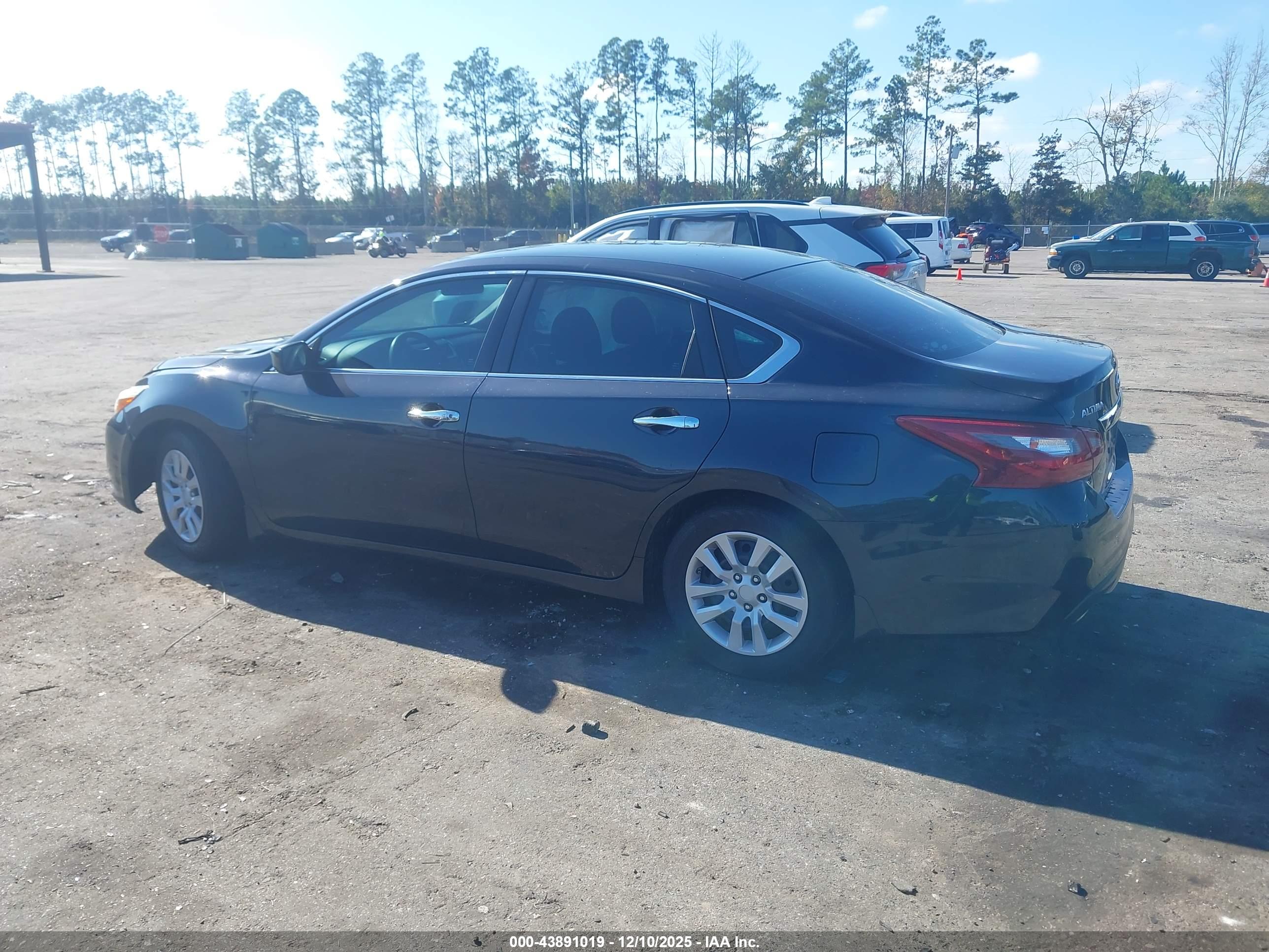 NISSAN ALTIMA image 3