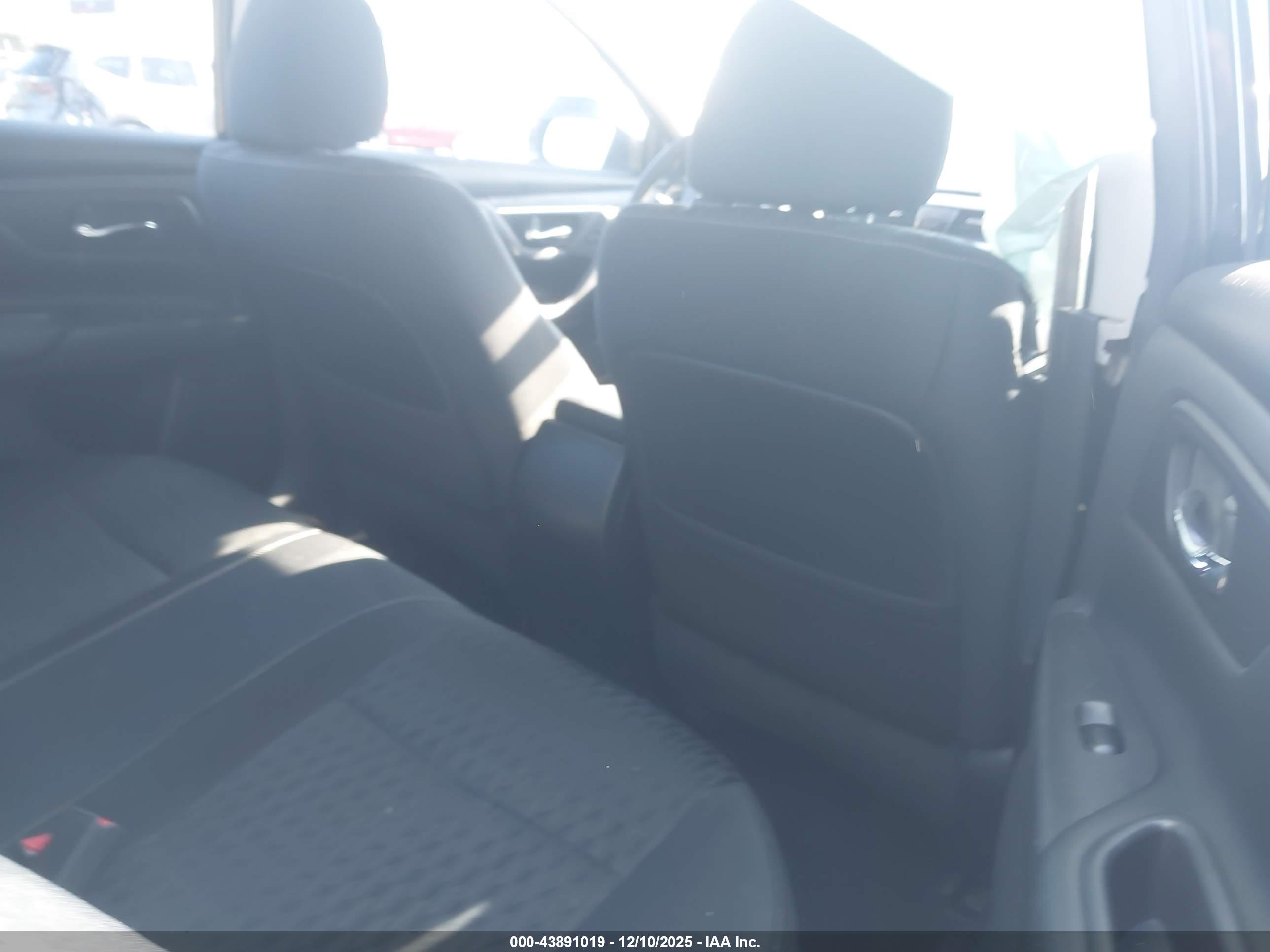 NISSAN ALTIMA image 8