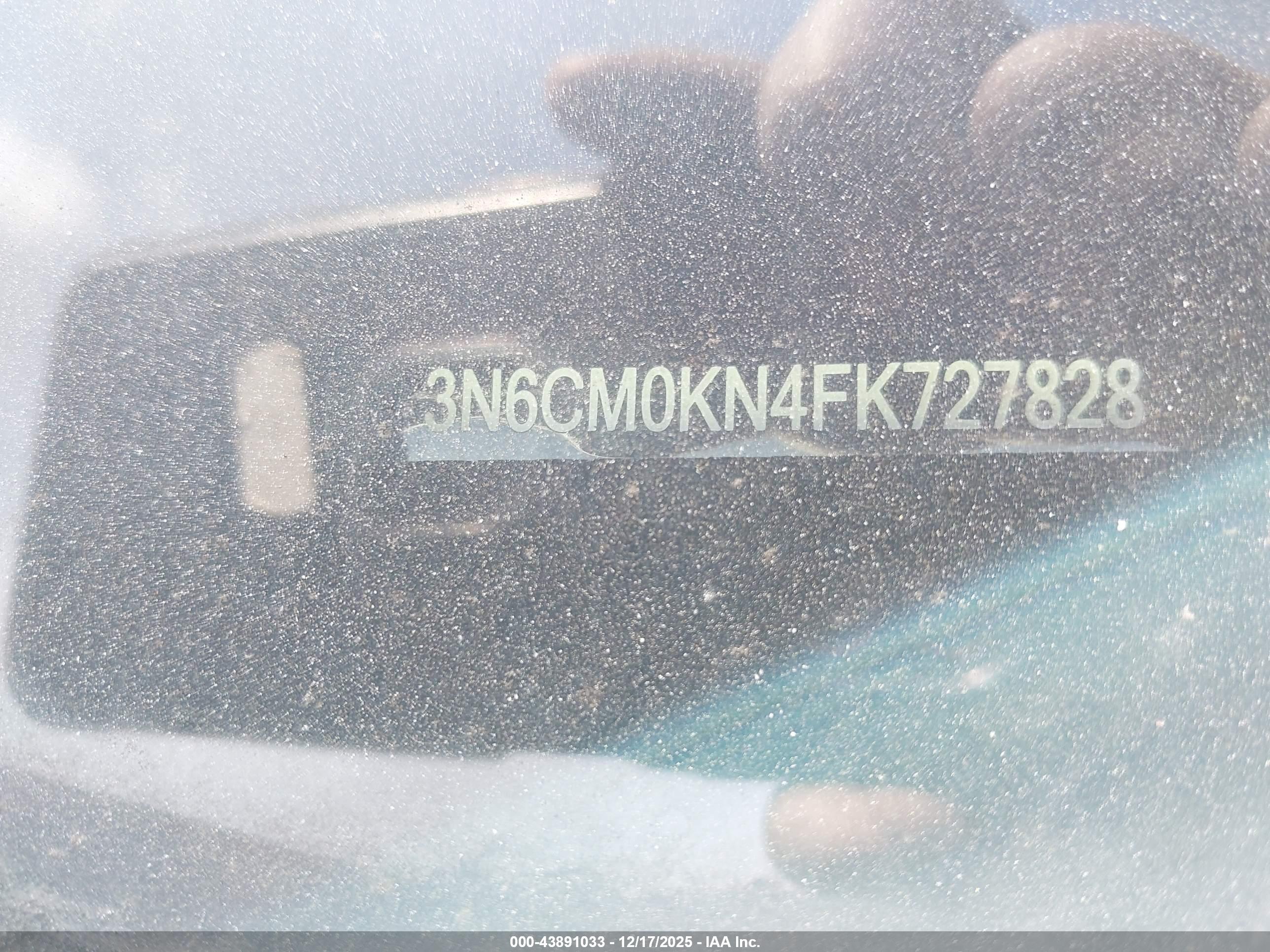 NISSAN NV200 image 9