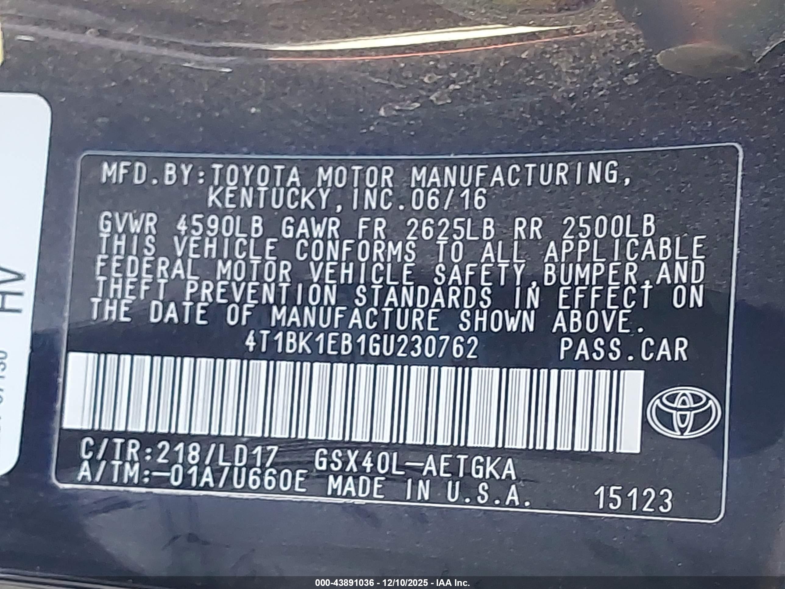 TOYOTA AVALON image 9