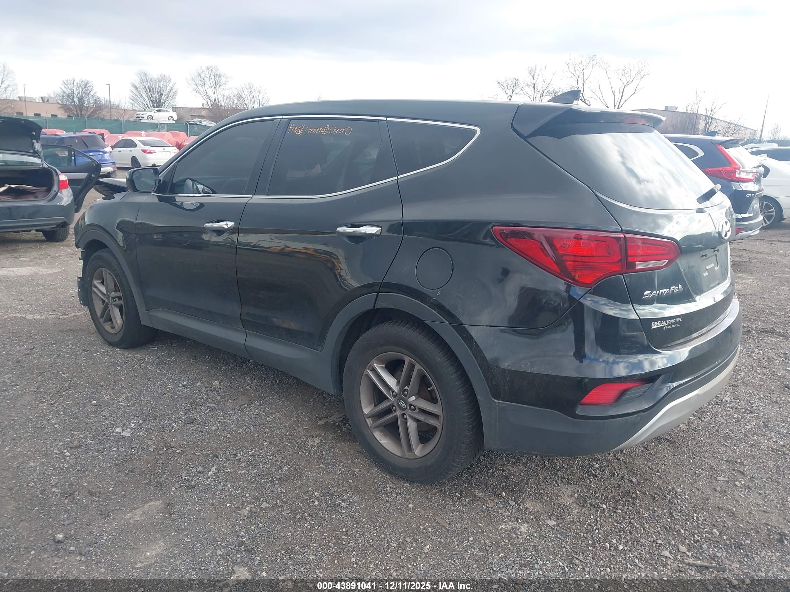 HYUNDAI SANTA image 3