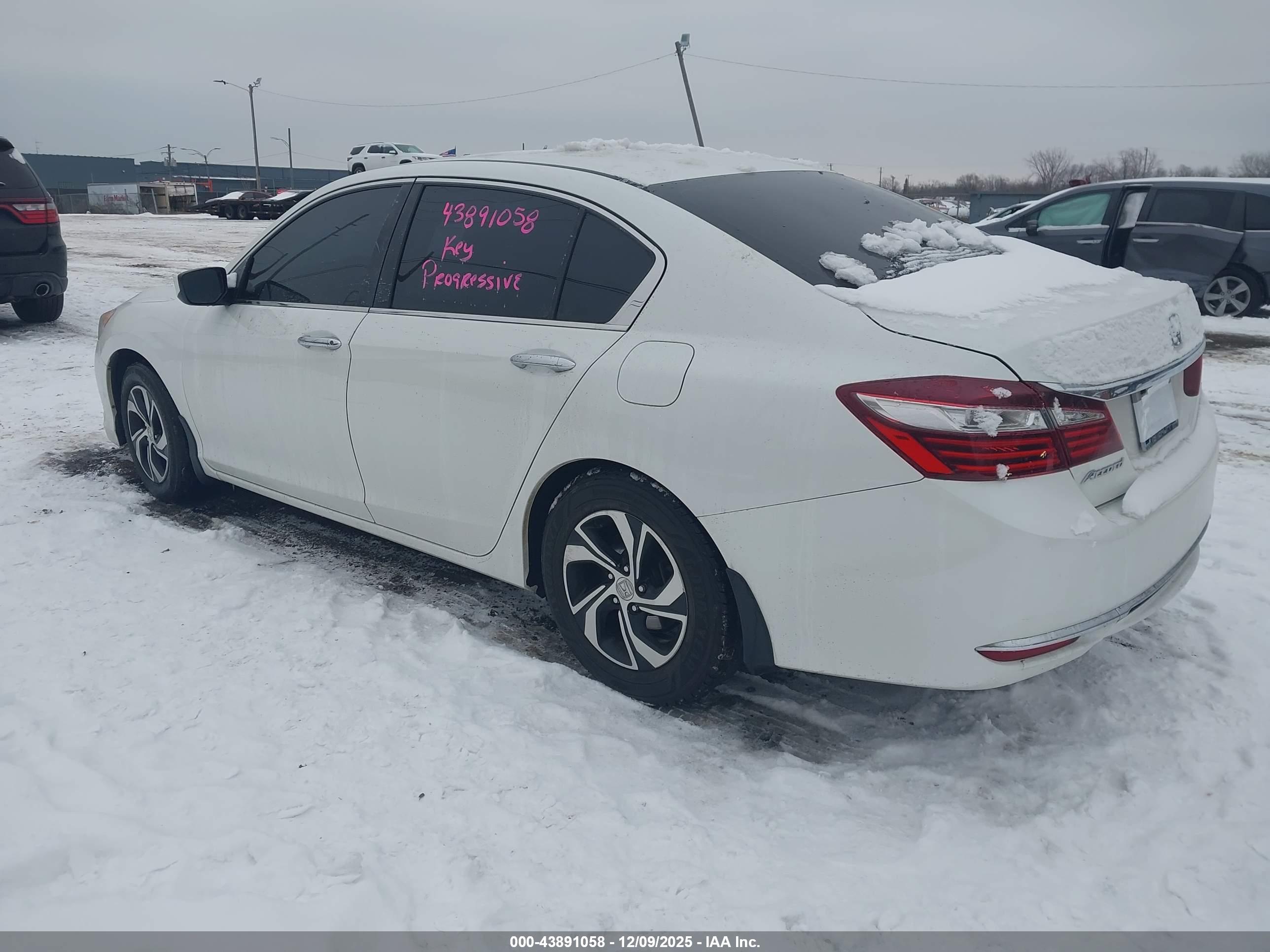 HONDA ACCORD image 3