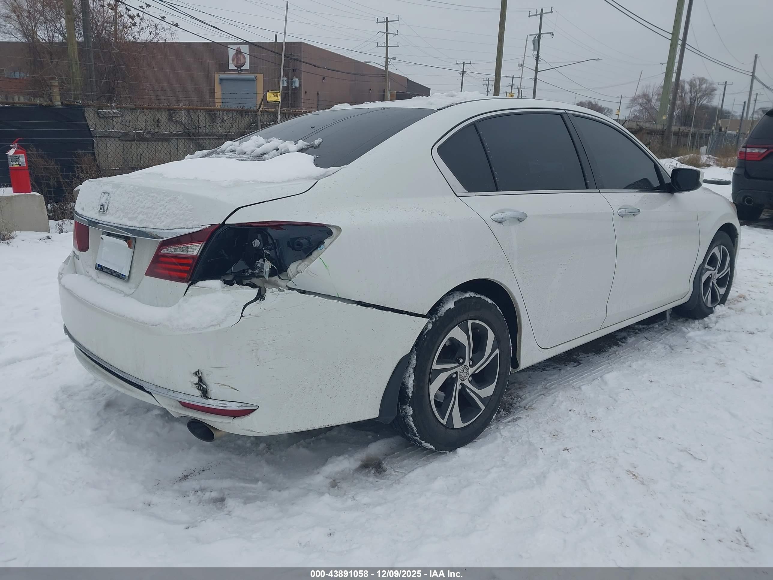 HONDA ACCORD image 4