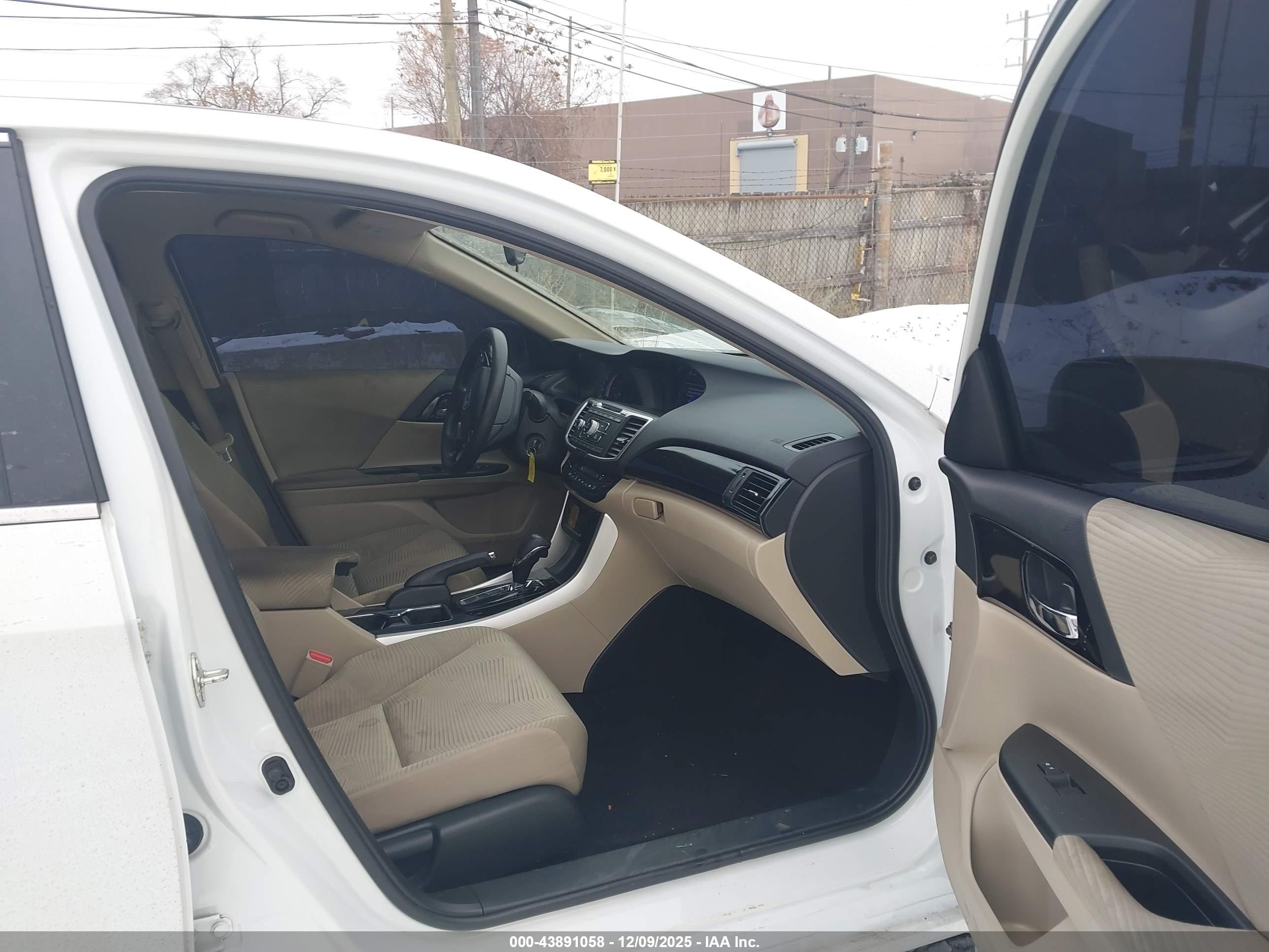 HONDA ACCORD image 5