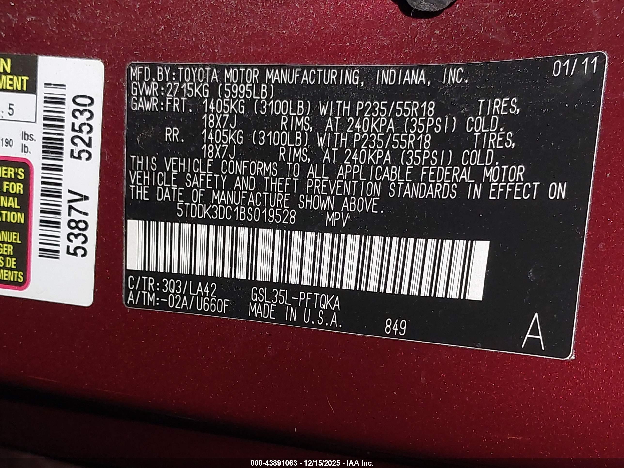 TOYOTA SIENNA image 9