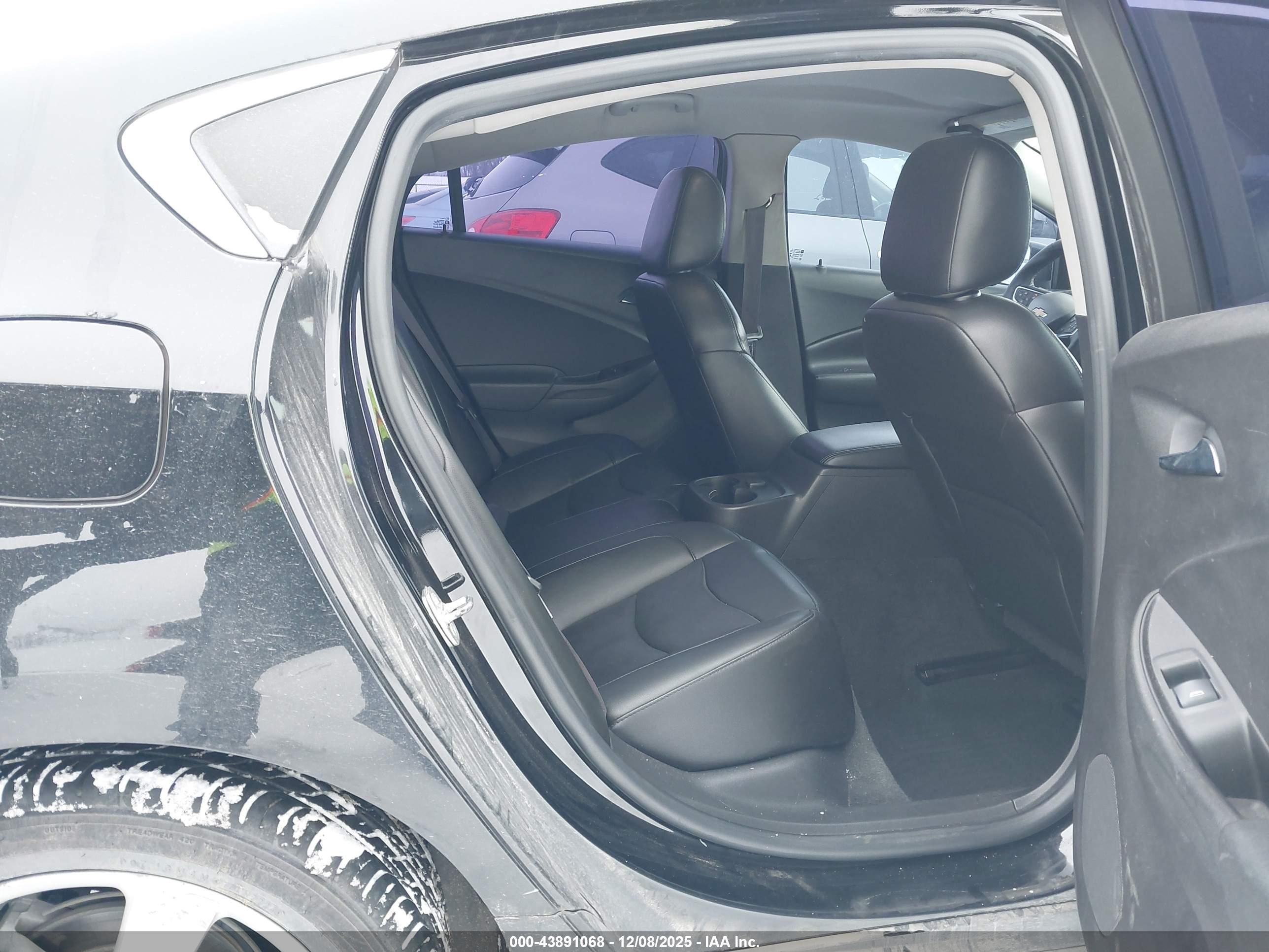 CHEVROLET VOLT image 8