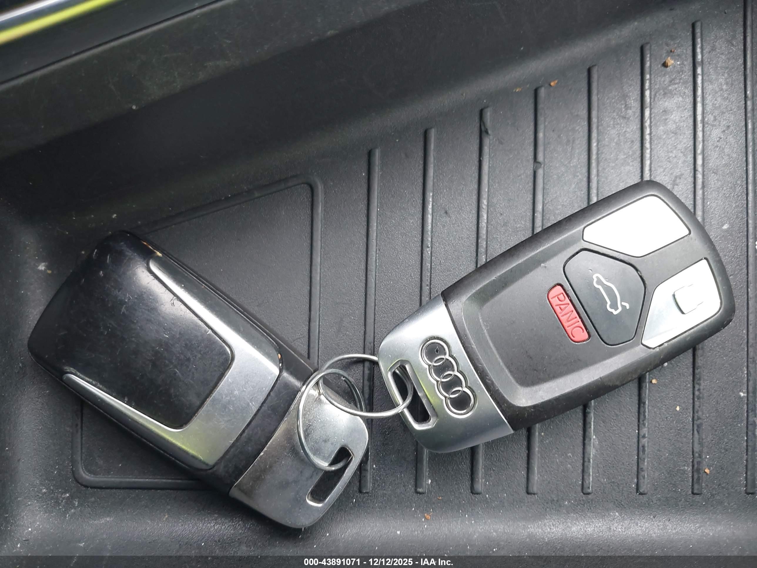 AUDI Q7 image 11