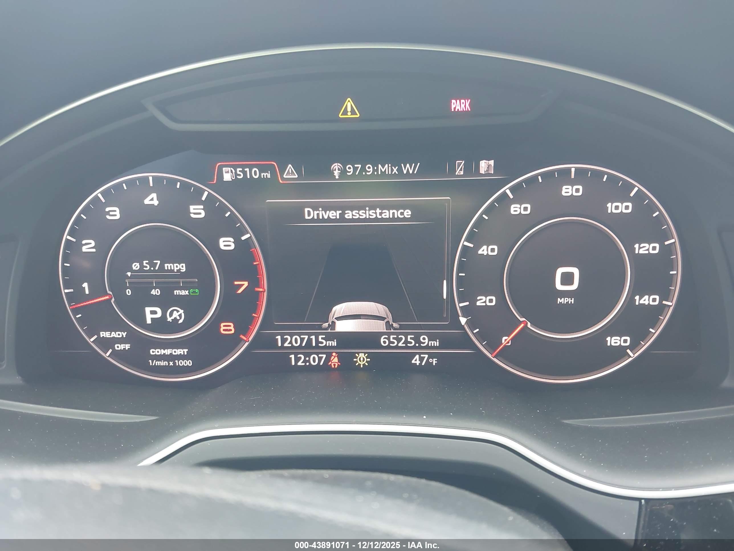 AUDI Q7 image 7