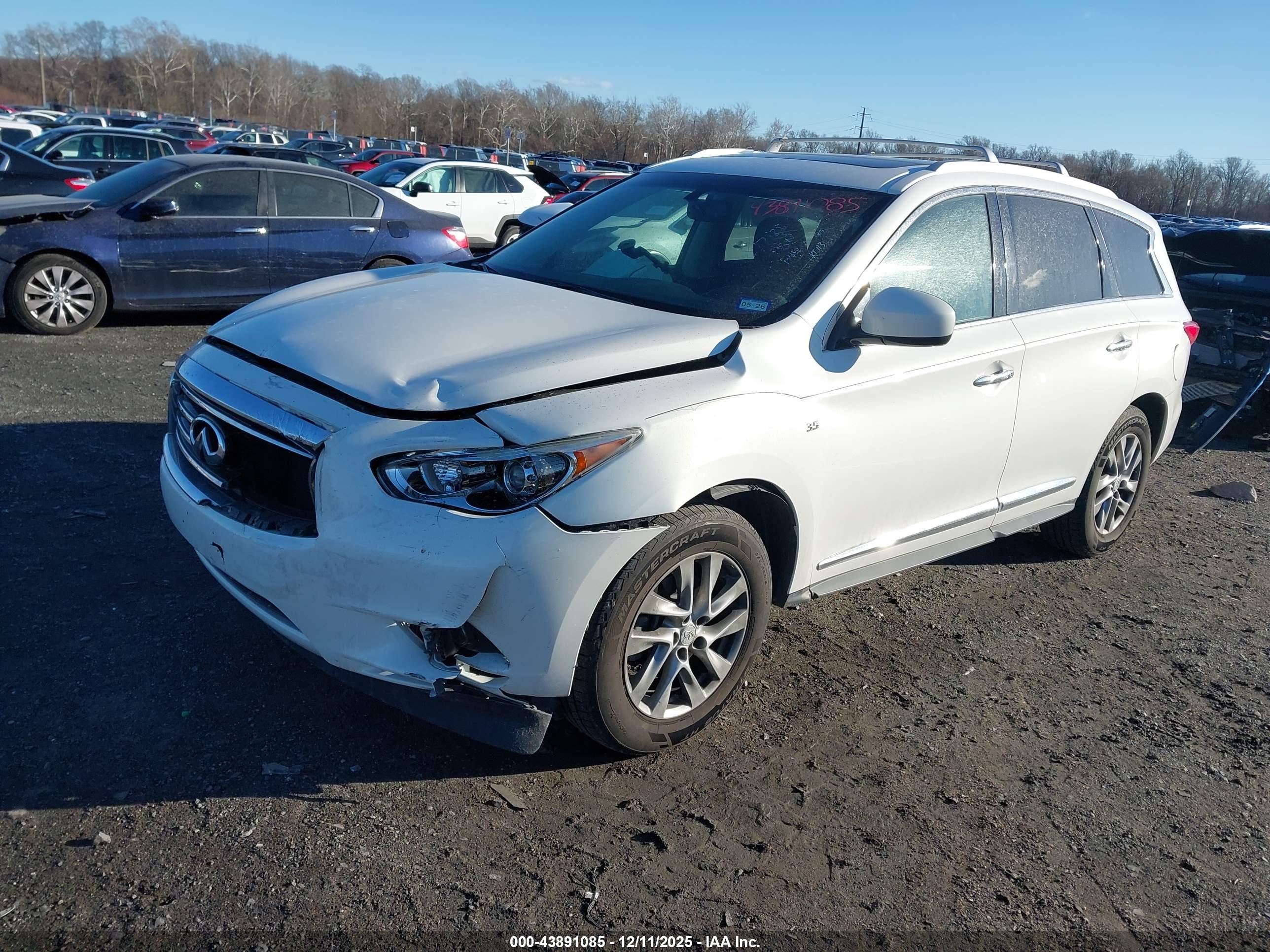 INFINITI QX60 image 2