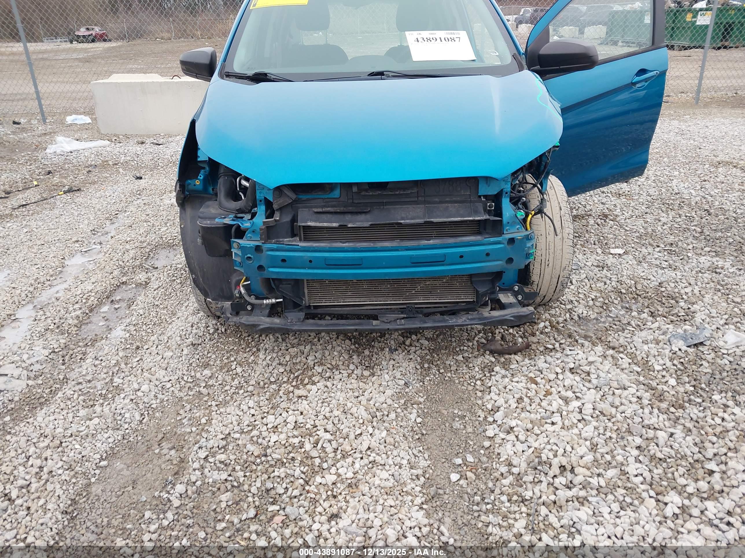CHEVROLET SPARK image 6
