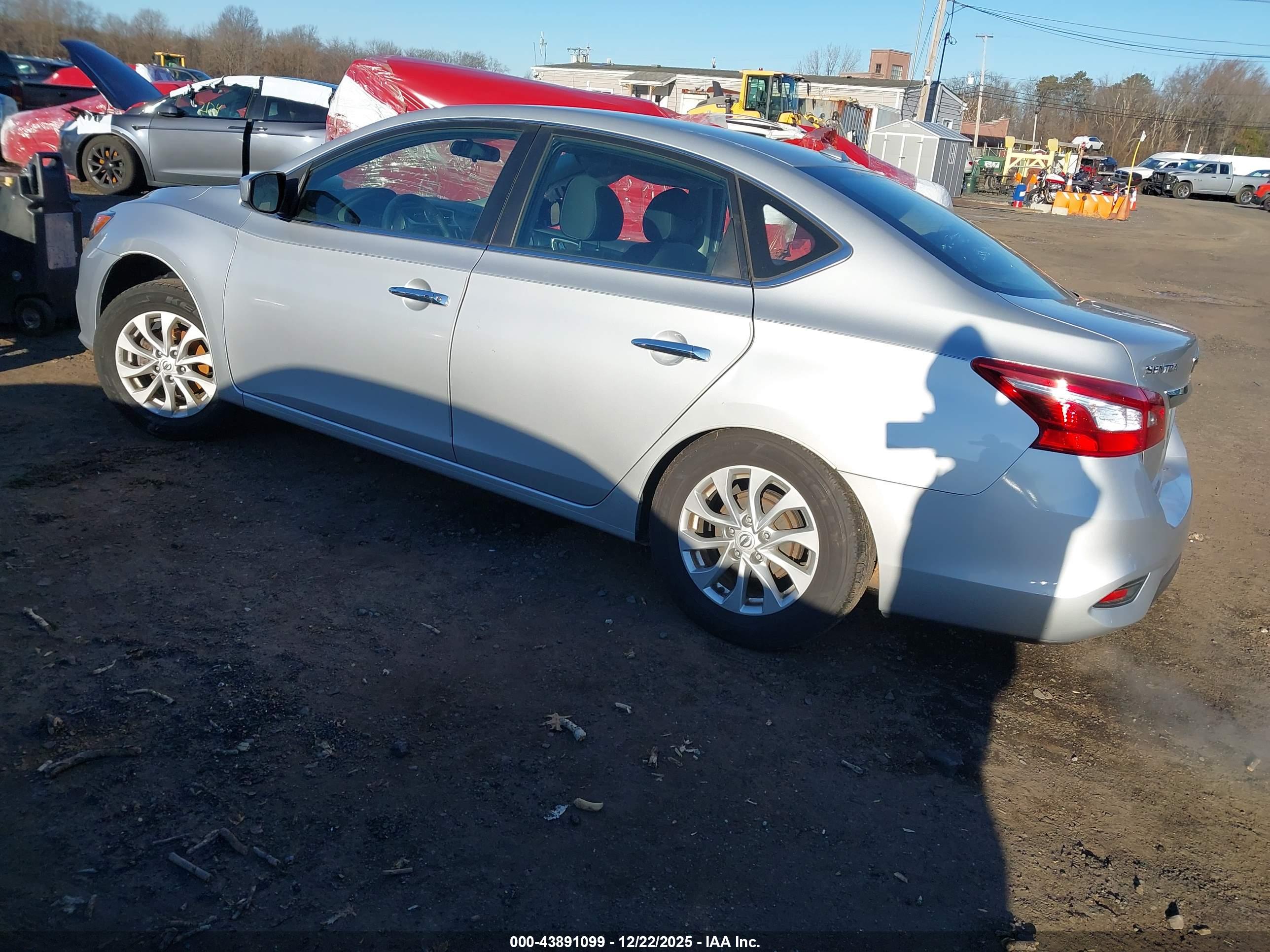 NISSAN SENTRA image 3