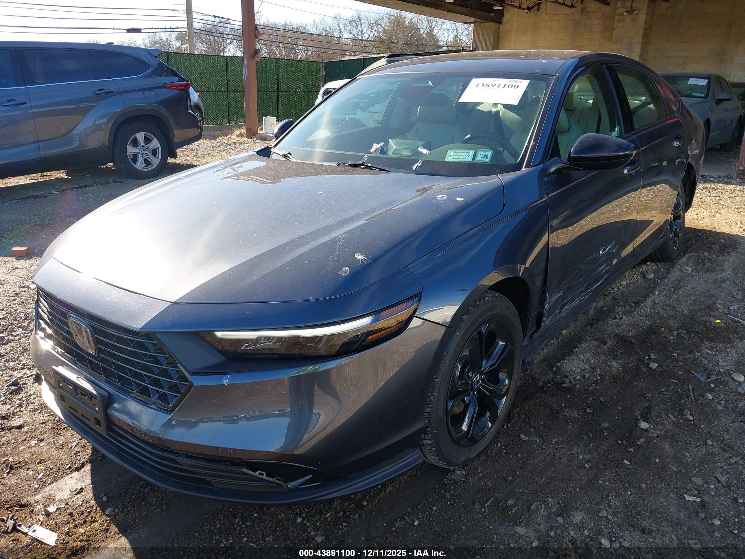 HONDA ACCORD image 2