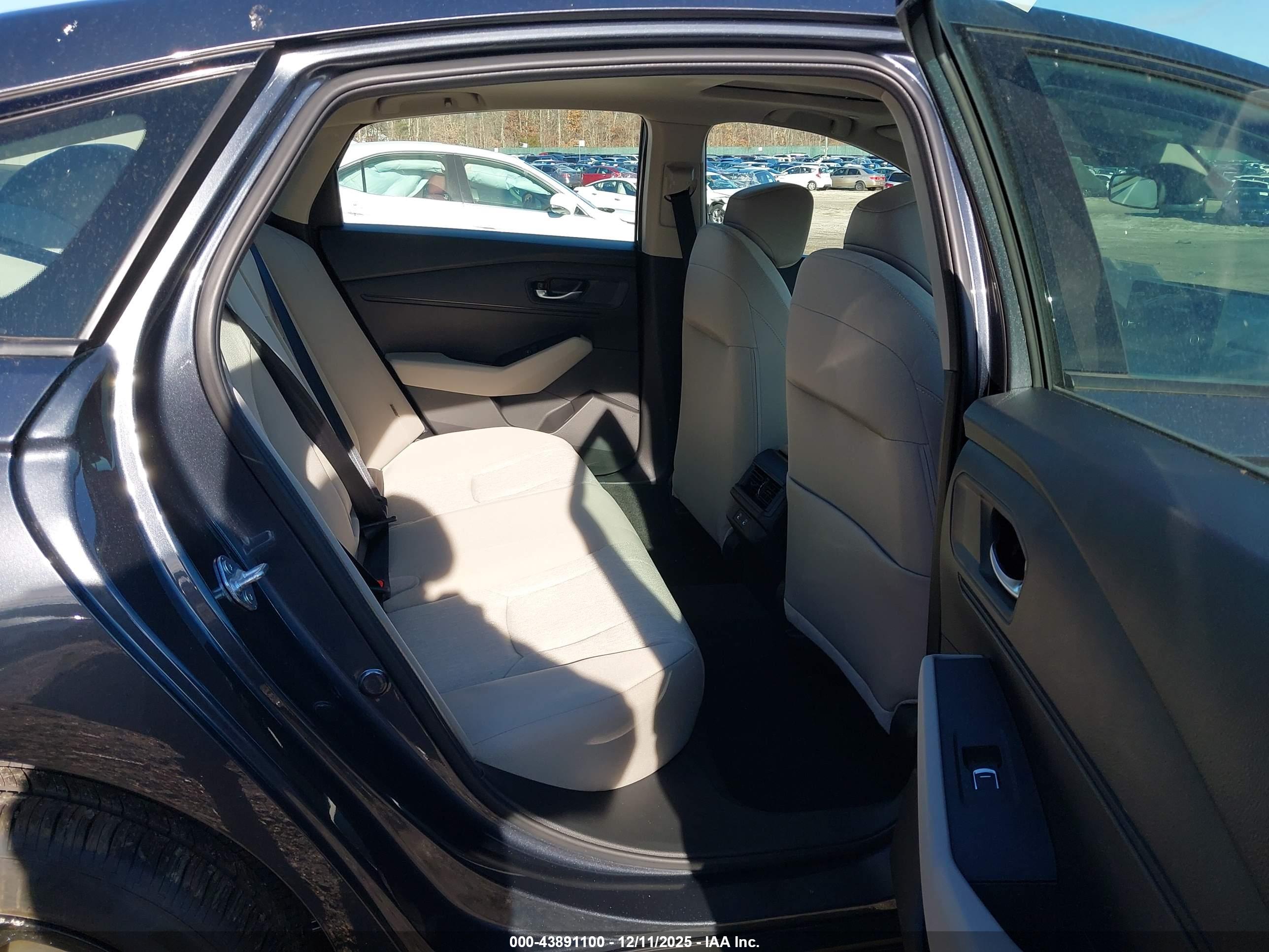 HONDA ACCORD image 8
