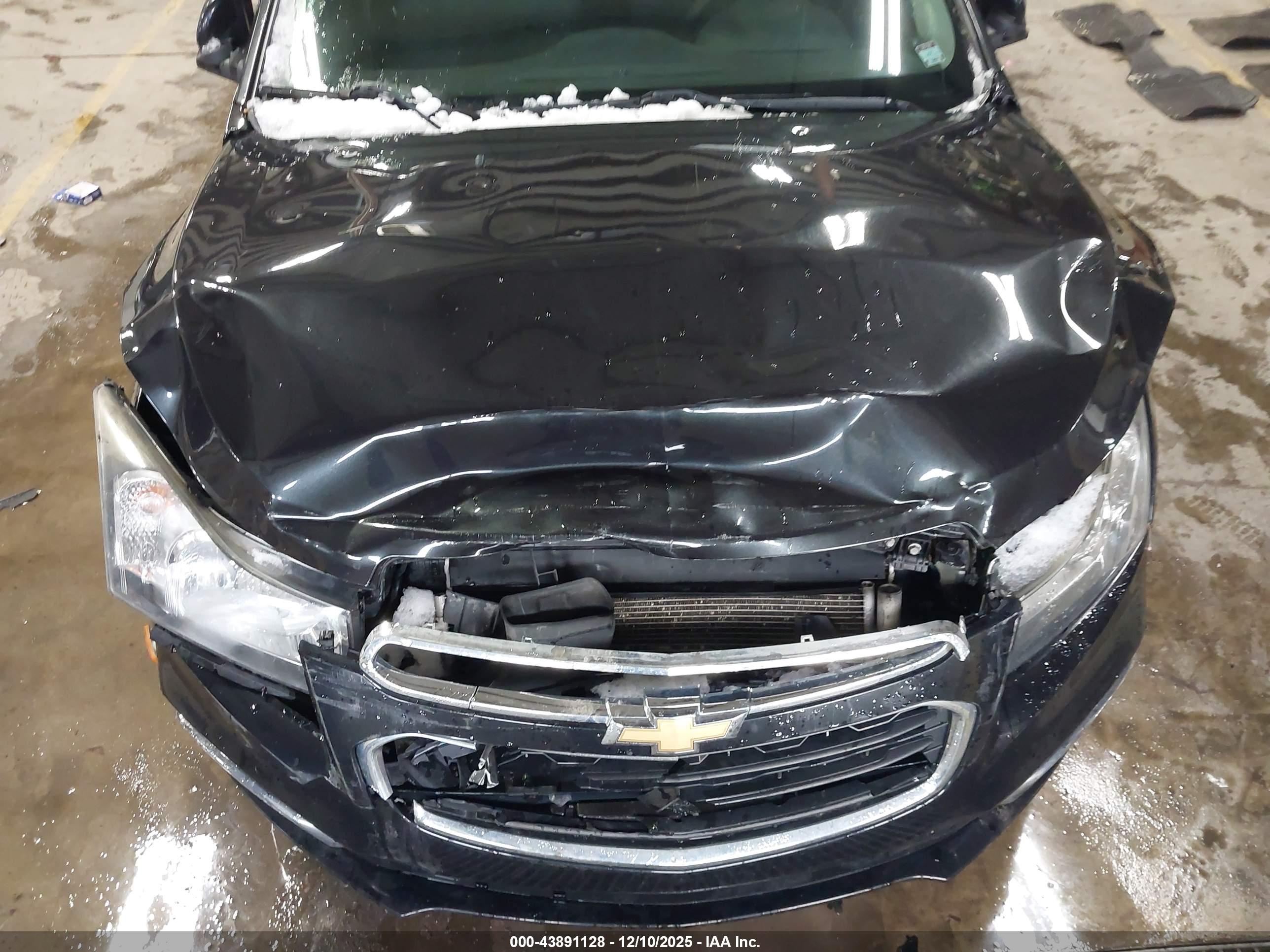 CHEVROLET CRUZE image 6