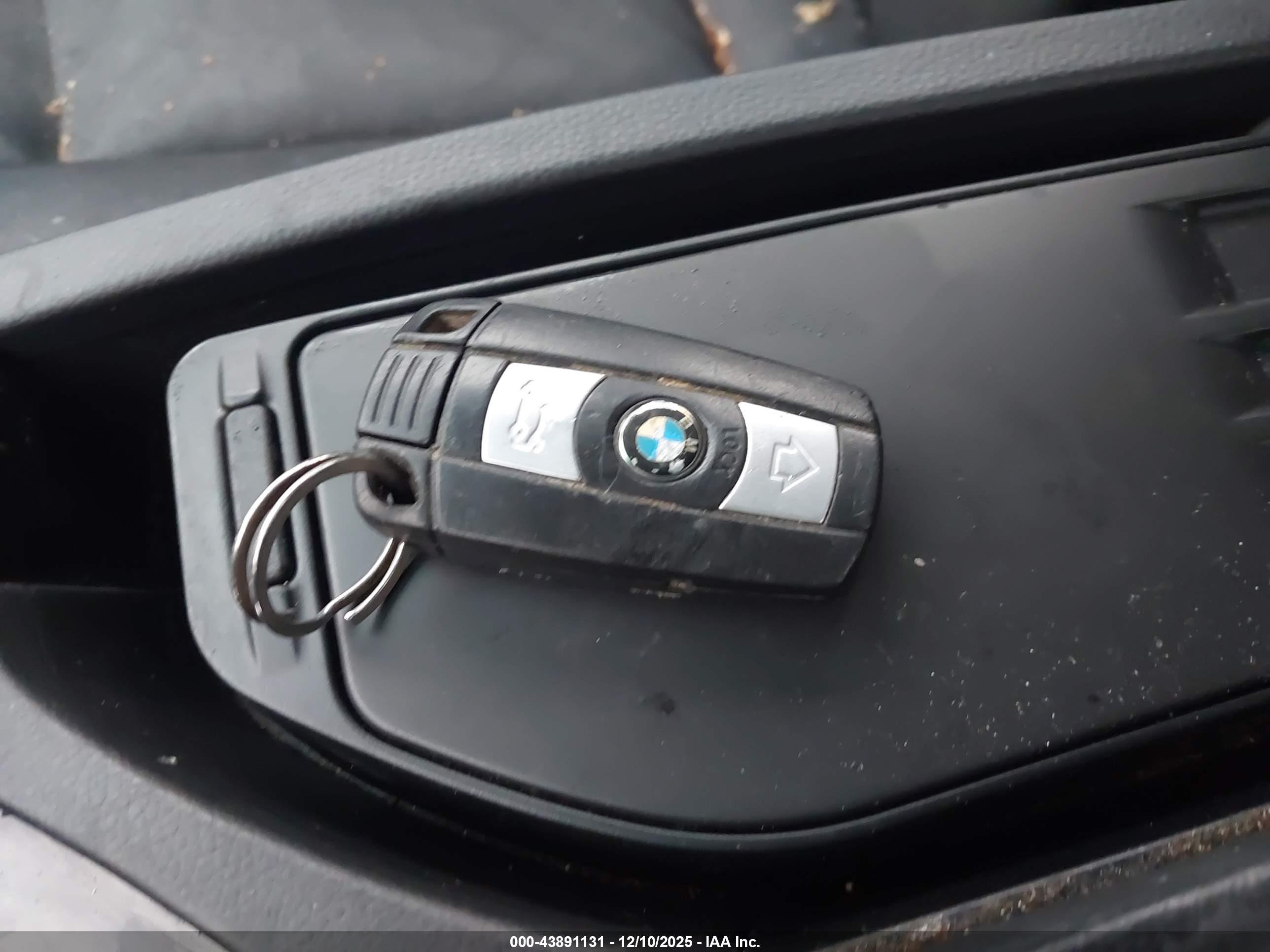 BMW 535I image 11