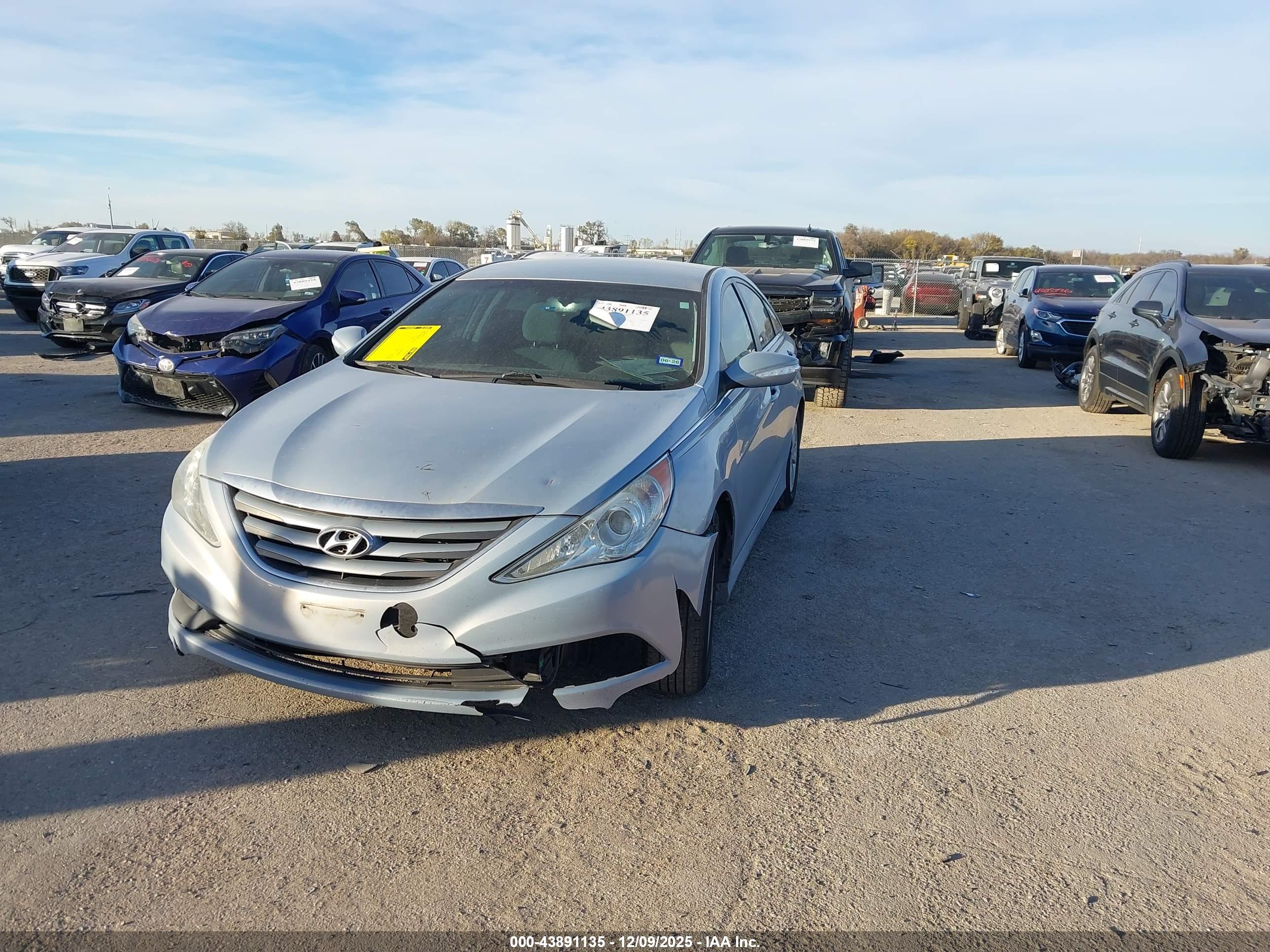 HYUNDAI SONATA image 2